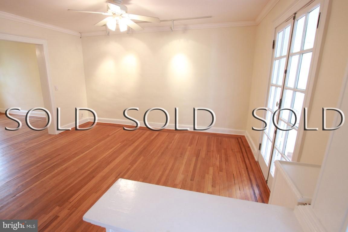 CHARLES VILLAGE - Residential