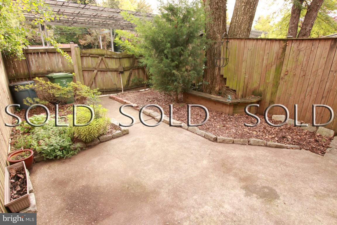 CHARLES VILLAGE - Residential