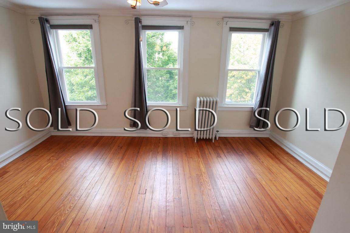 CHARLES VILLAGE - Residential