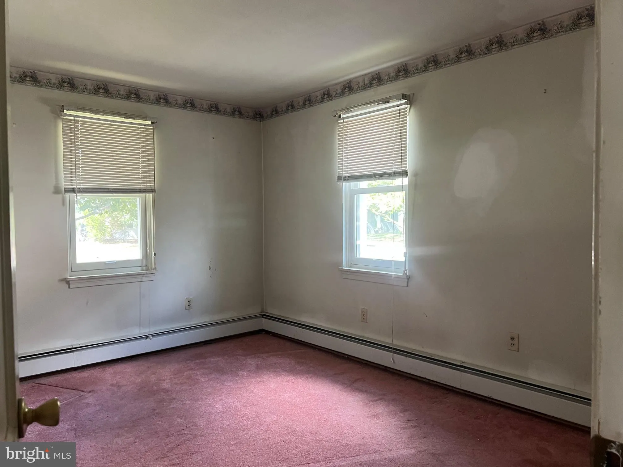 Collegeville, Pennsylvania 19426, United States, 4 Bedrooms Bedrooms, ,1 BathroomBathrooms,Residential,Pending,193296