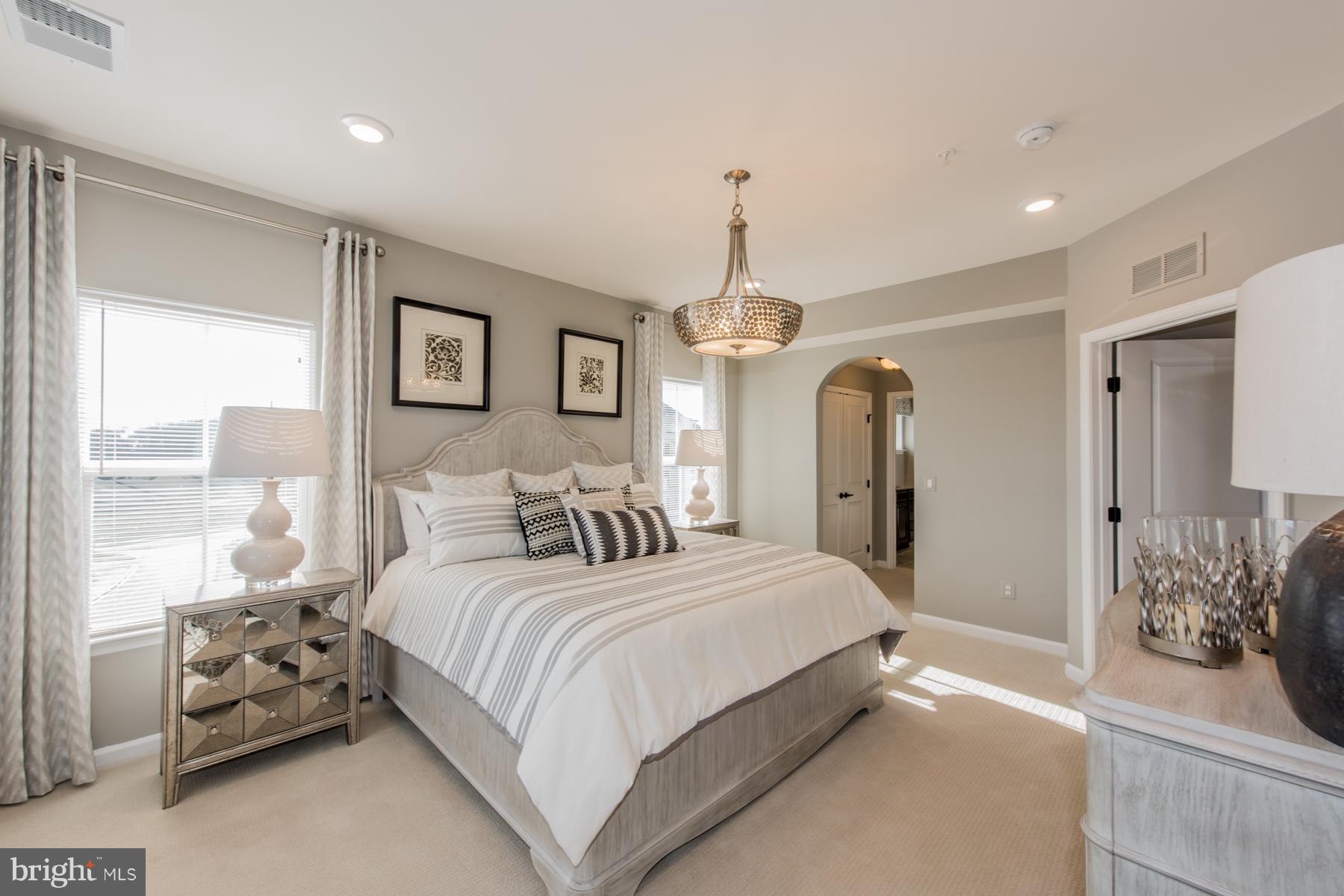 LAKE LINGANORE OAKDALE - Residential