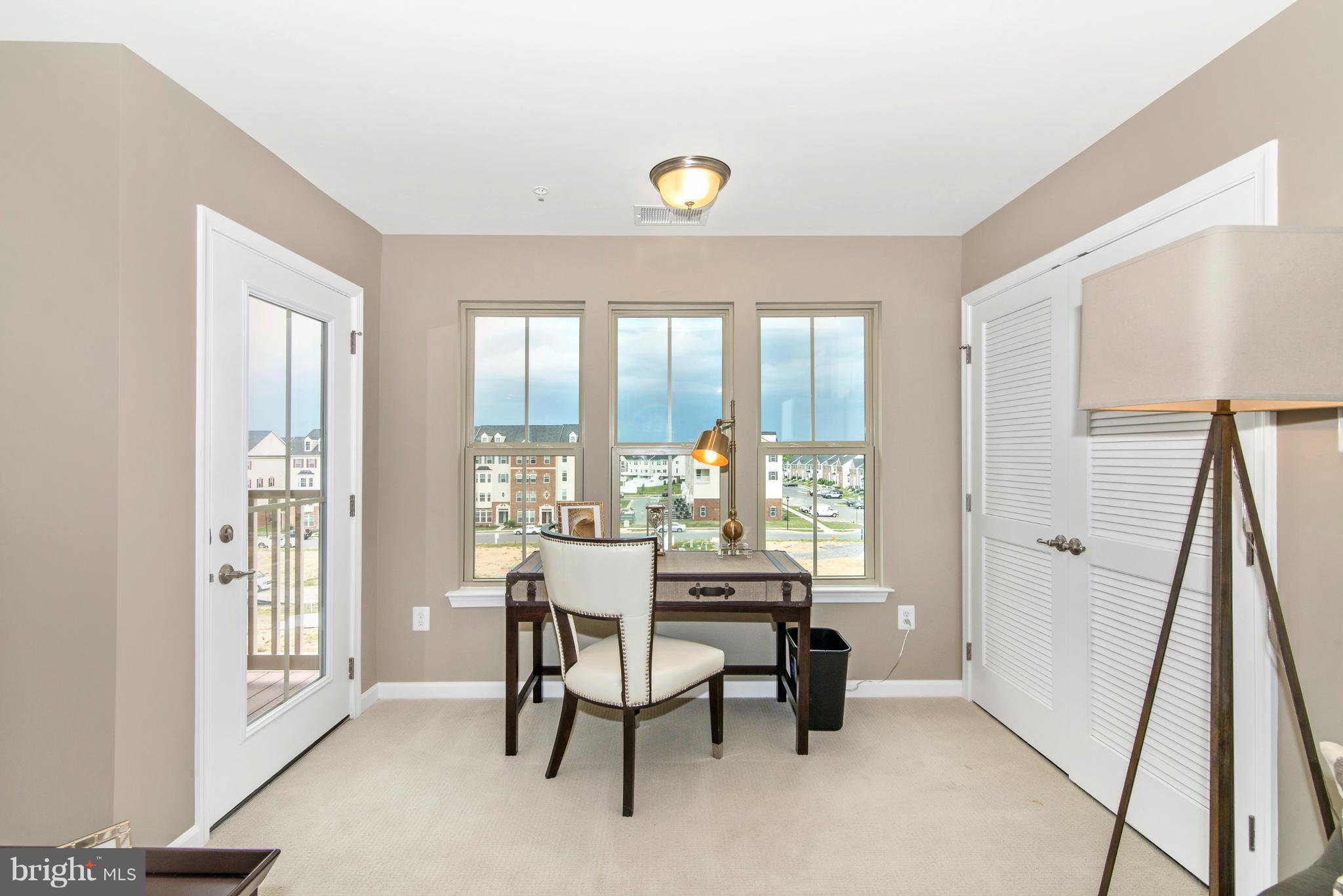 LAKE LINGANORE OAKDALE - Residential