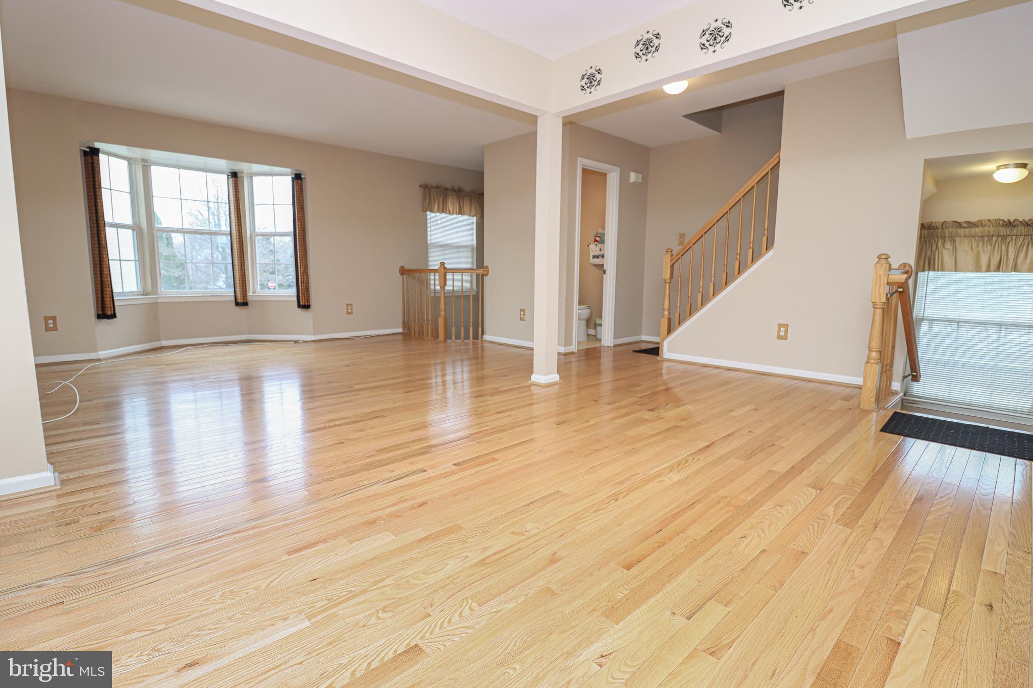 TOWNES OF VANDERBILT - Residential