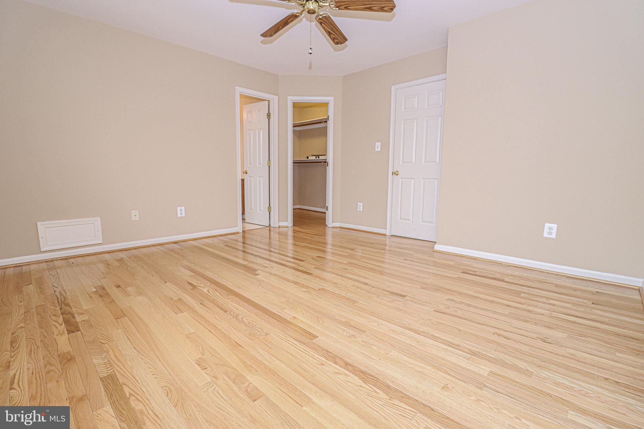 TOWNES OF VANDERBILT - Residential