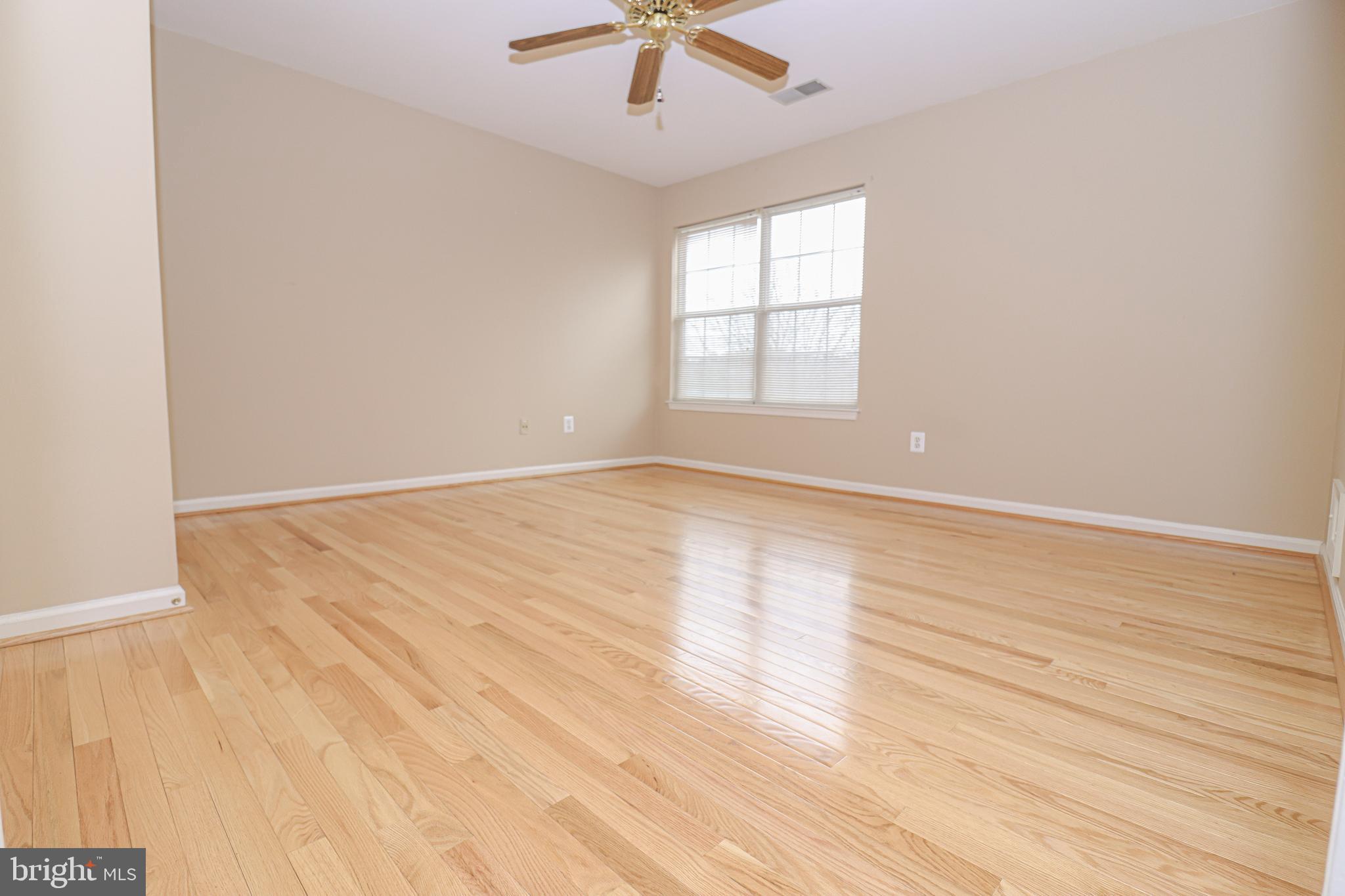 TOWNES OF VANDERBILT - Residential