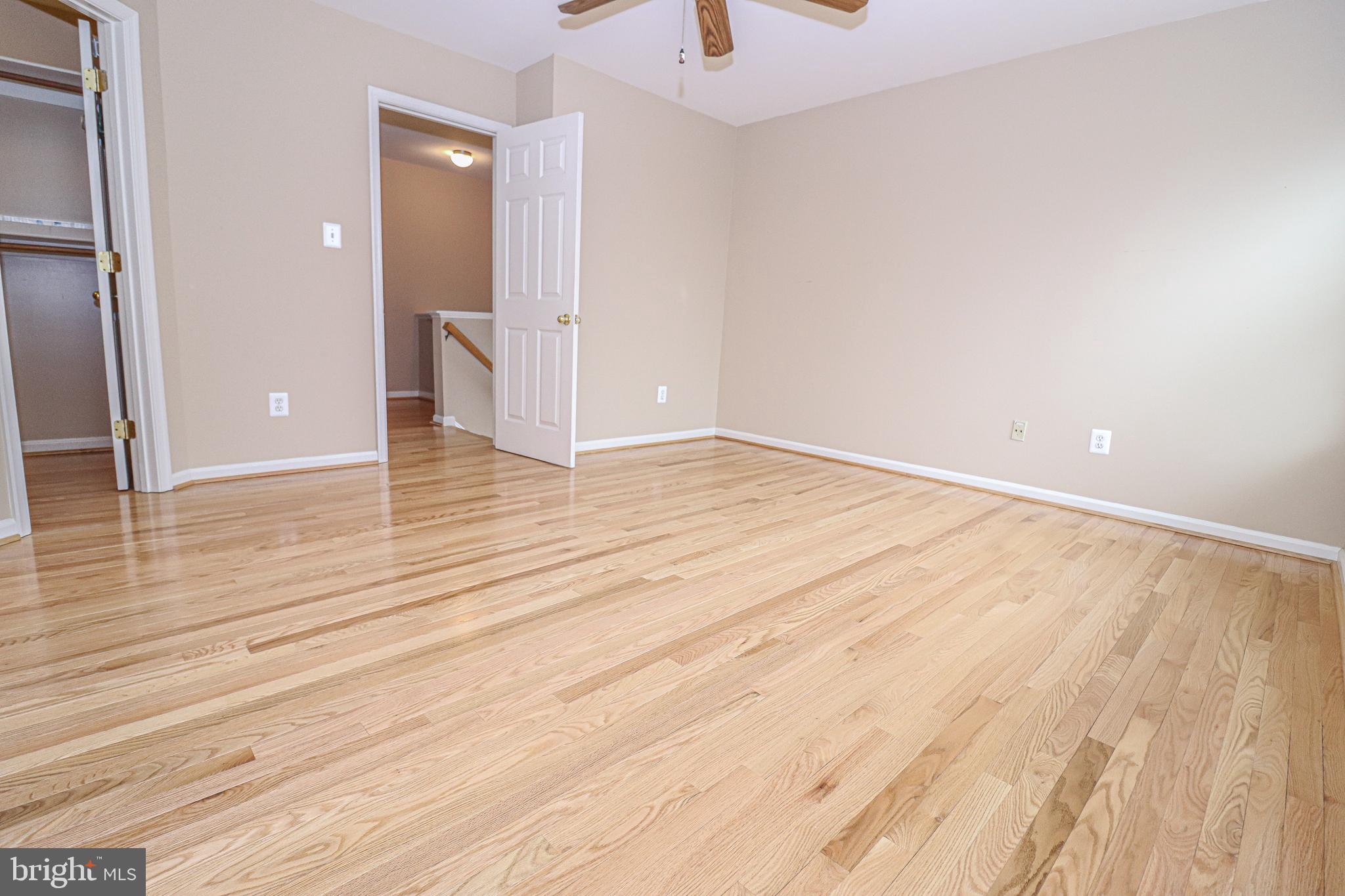 TOWNES OF VANDERBILT - Residential