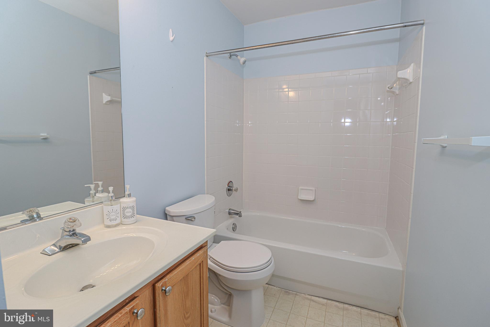 TOWNES OF VANDERBILT - Residential