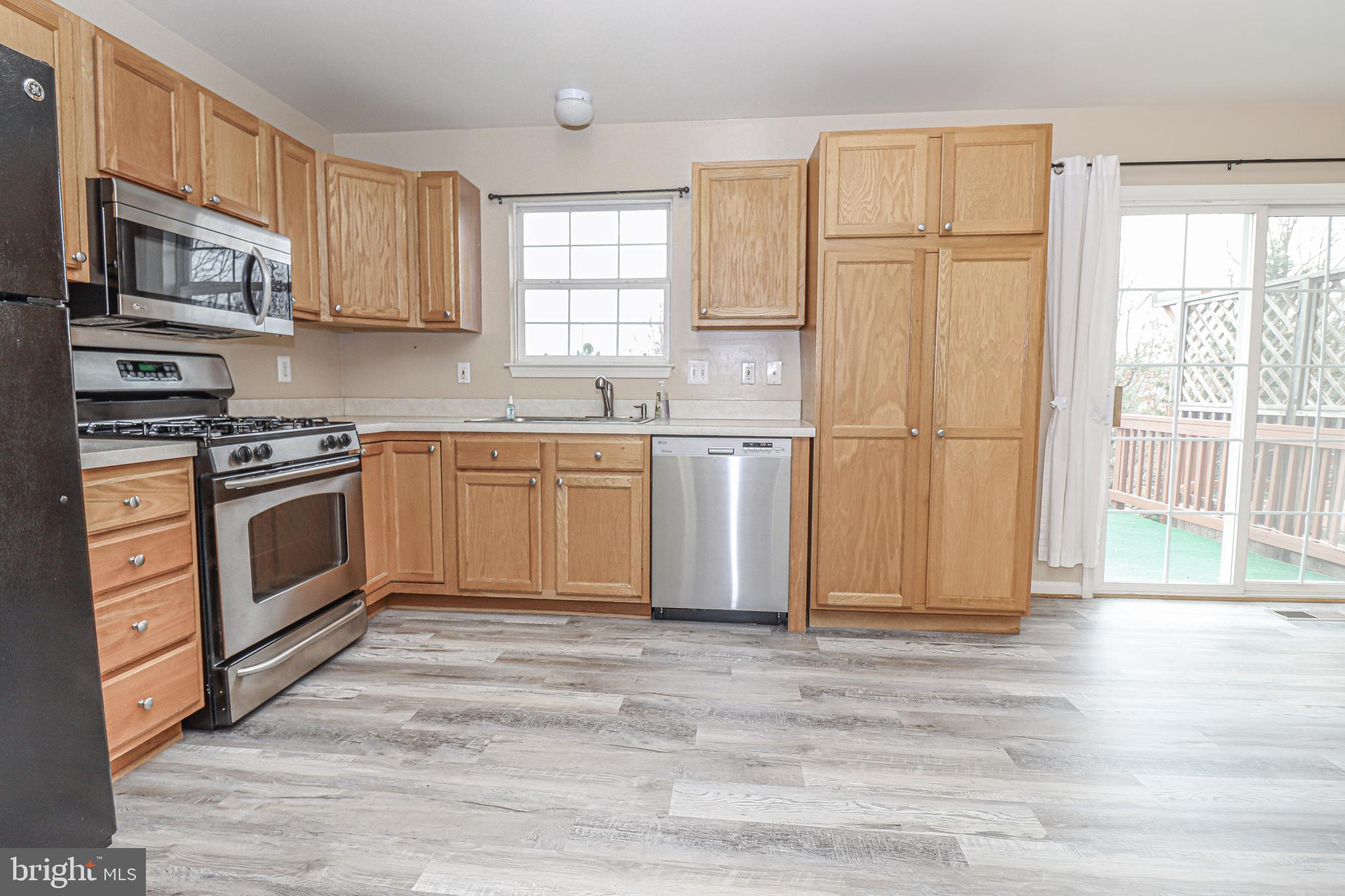 TOWNES OF VANDERBILT - Residential