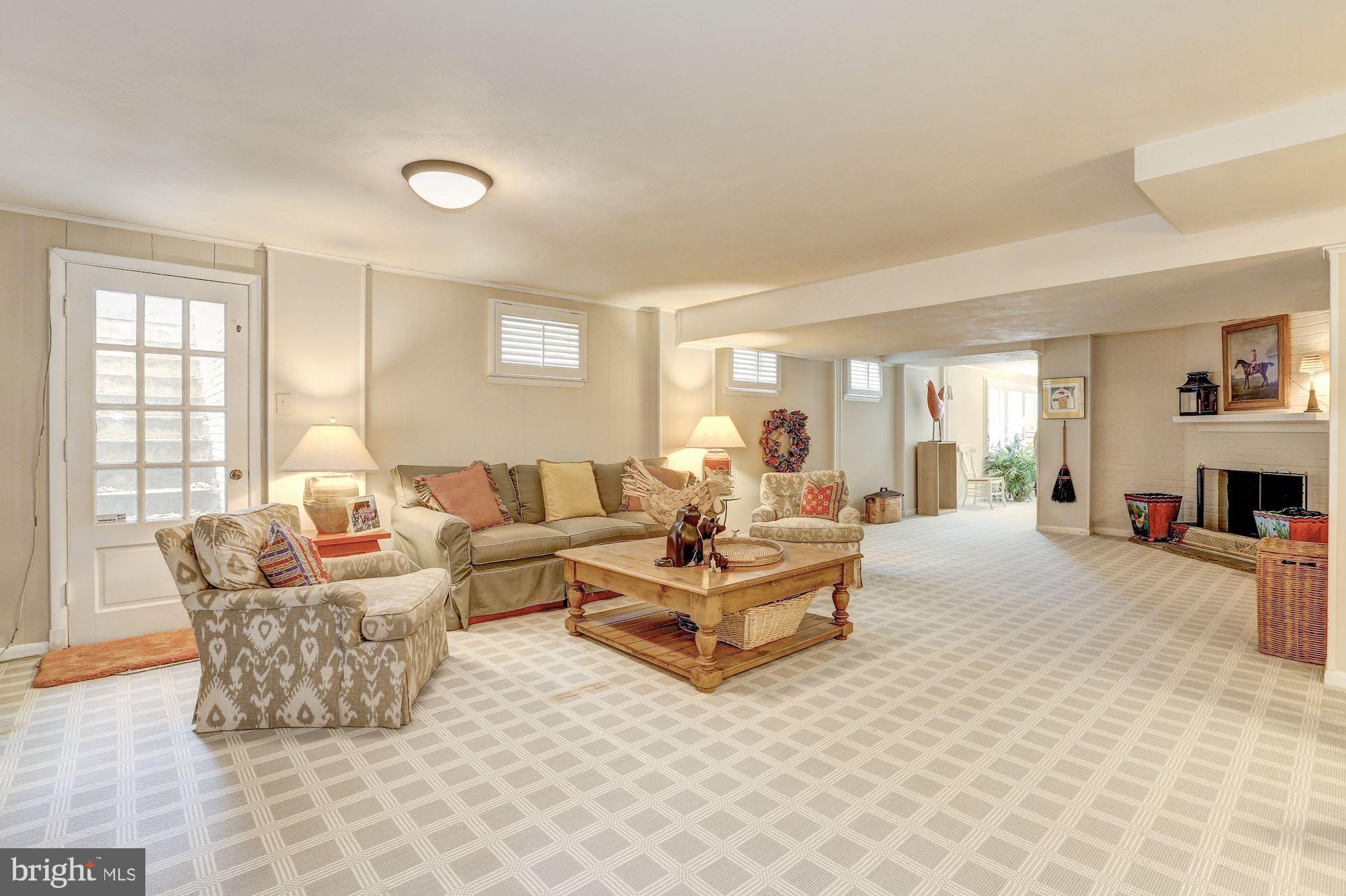 GREAT FALLS ESTATES - Residential