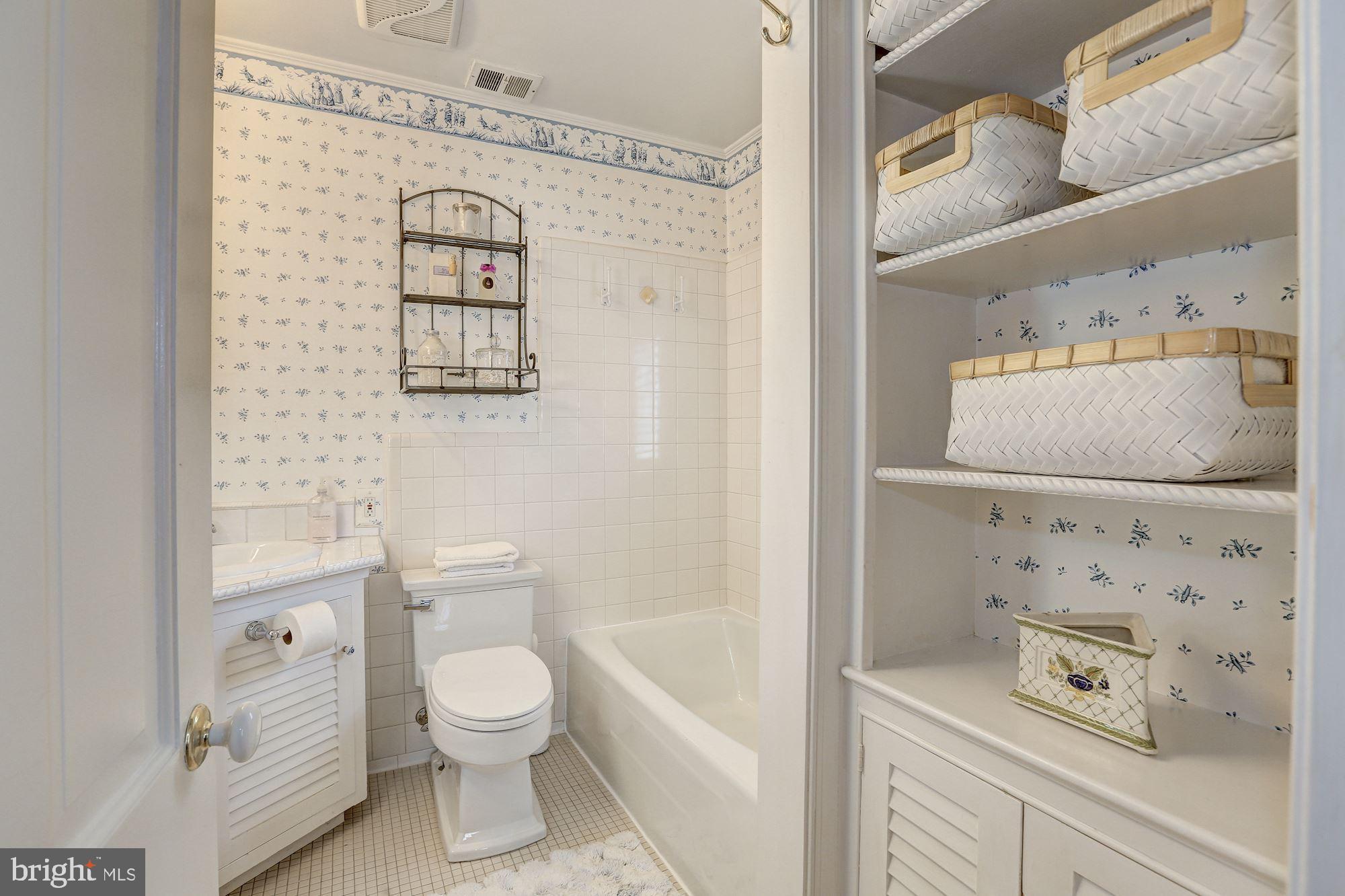 GREAT FALLS ESTATES - Residential