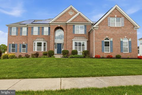 Photo of 1422 Olmsted Drive, BEAR, DE 19701 (MLS # DENC2102290)