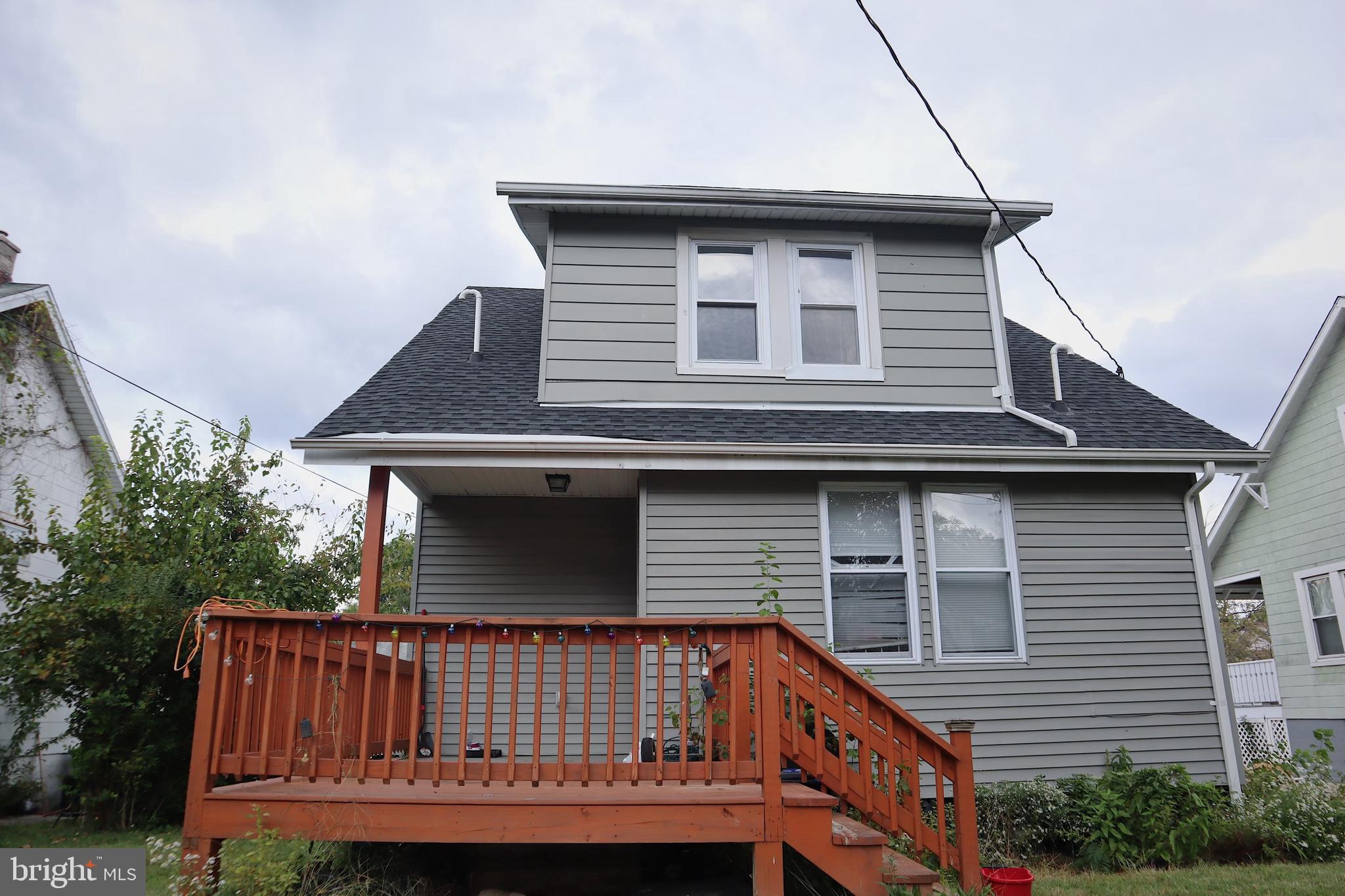 FRANKFORD - Residential