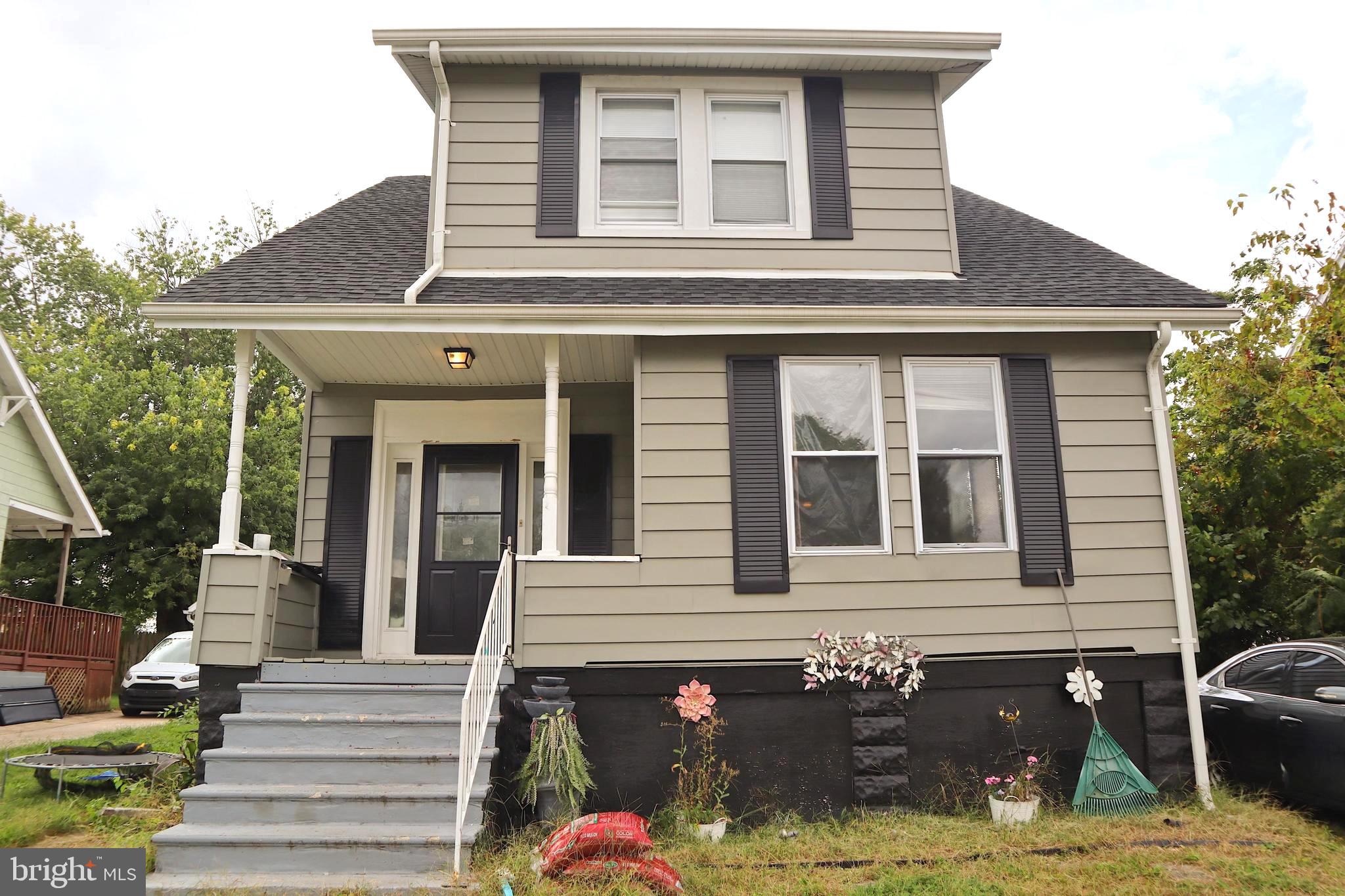 FRANKFORD - Residential