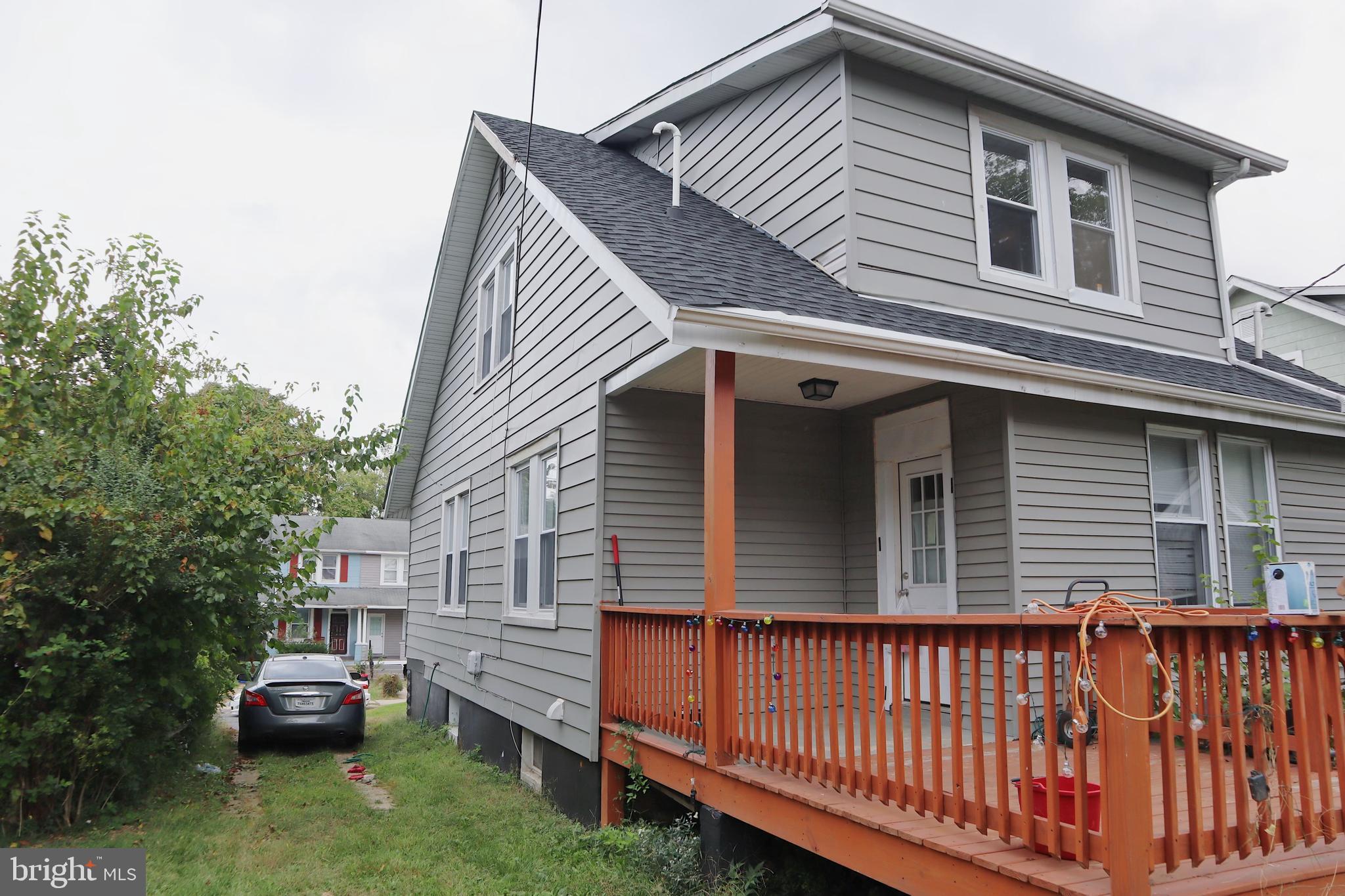 FRANKFORD - Residential