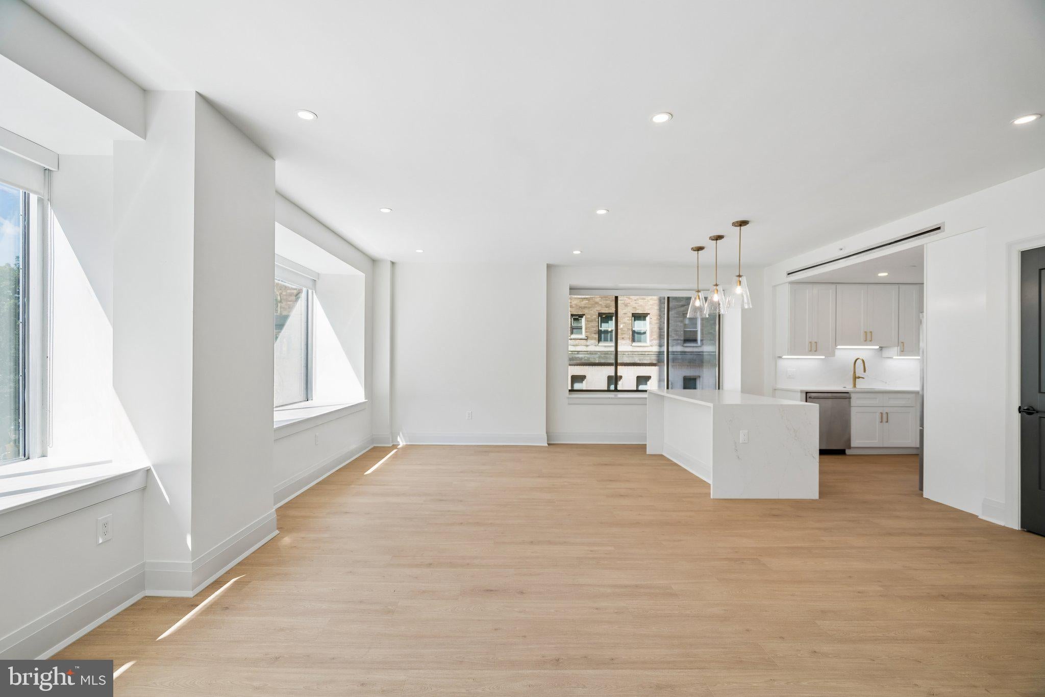 135 S 19TH STREET 201