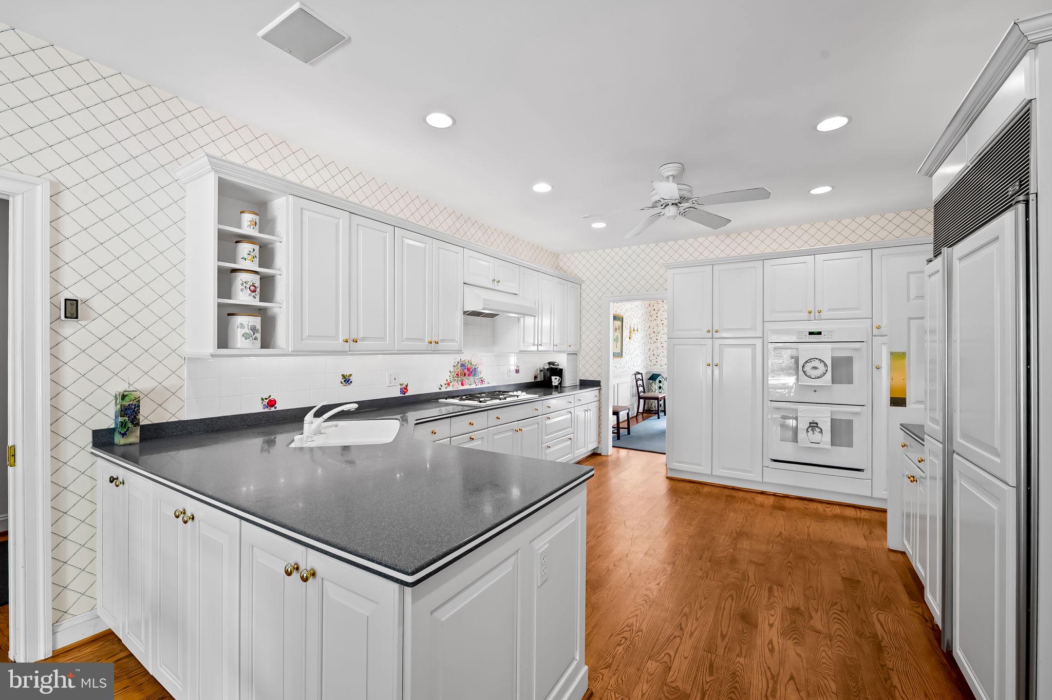 DEMBEIGH HILL - Residential