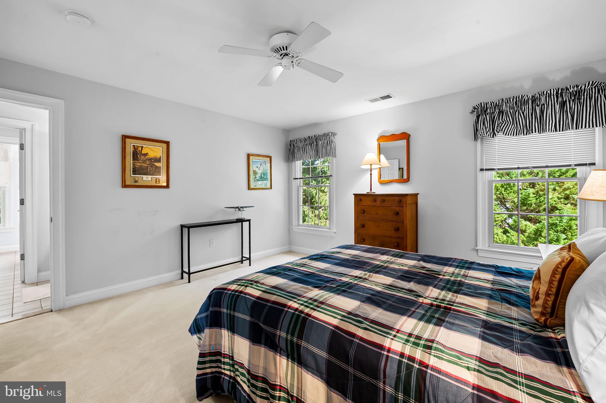 DEMBEIGH HILL - Residential