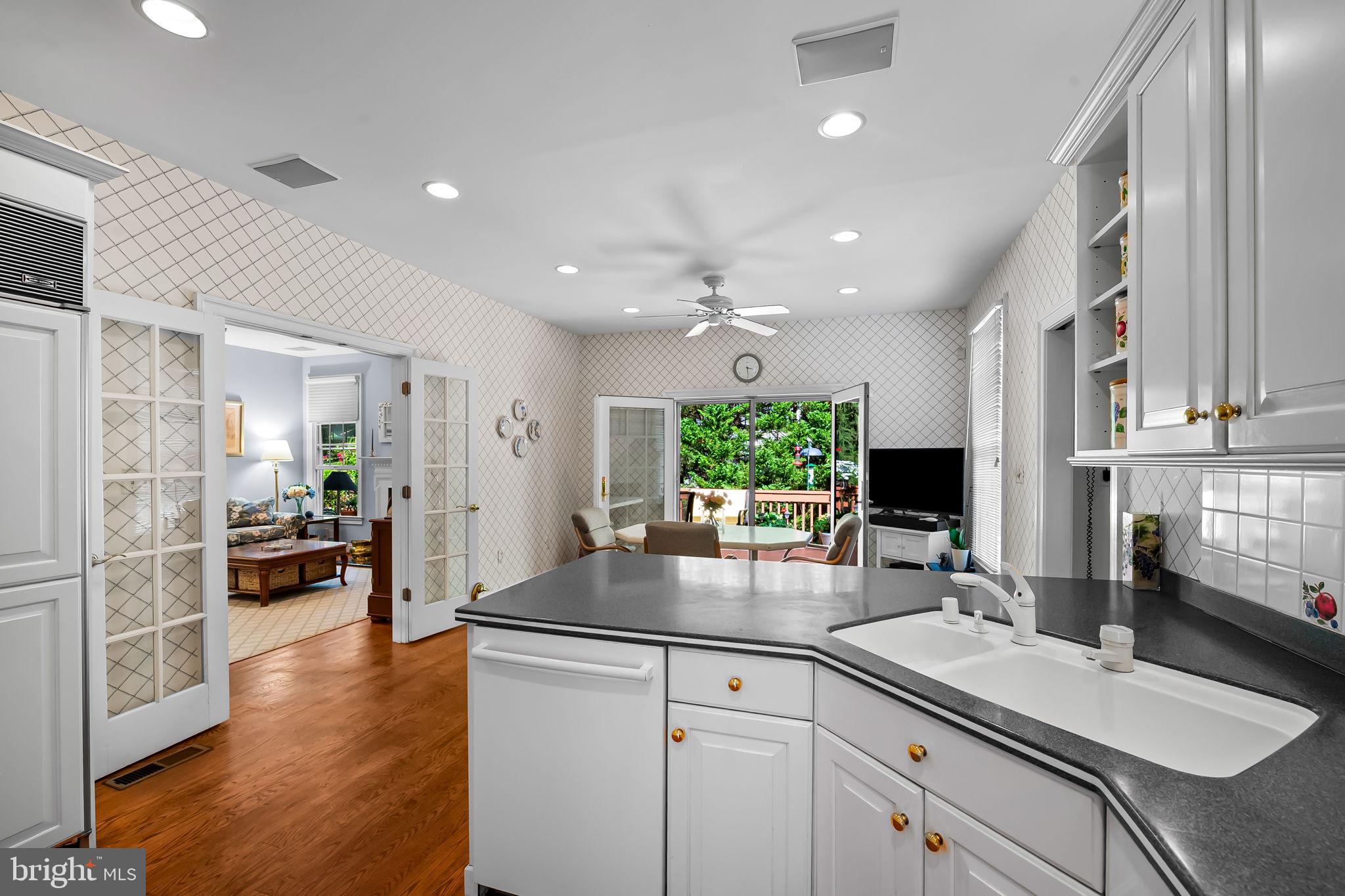 DEMBEIGH HILL - Residential