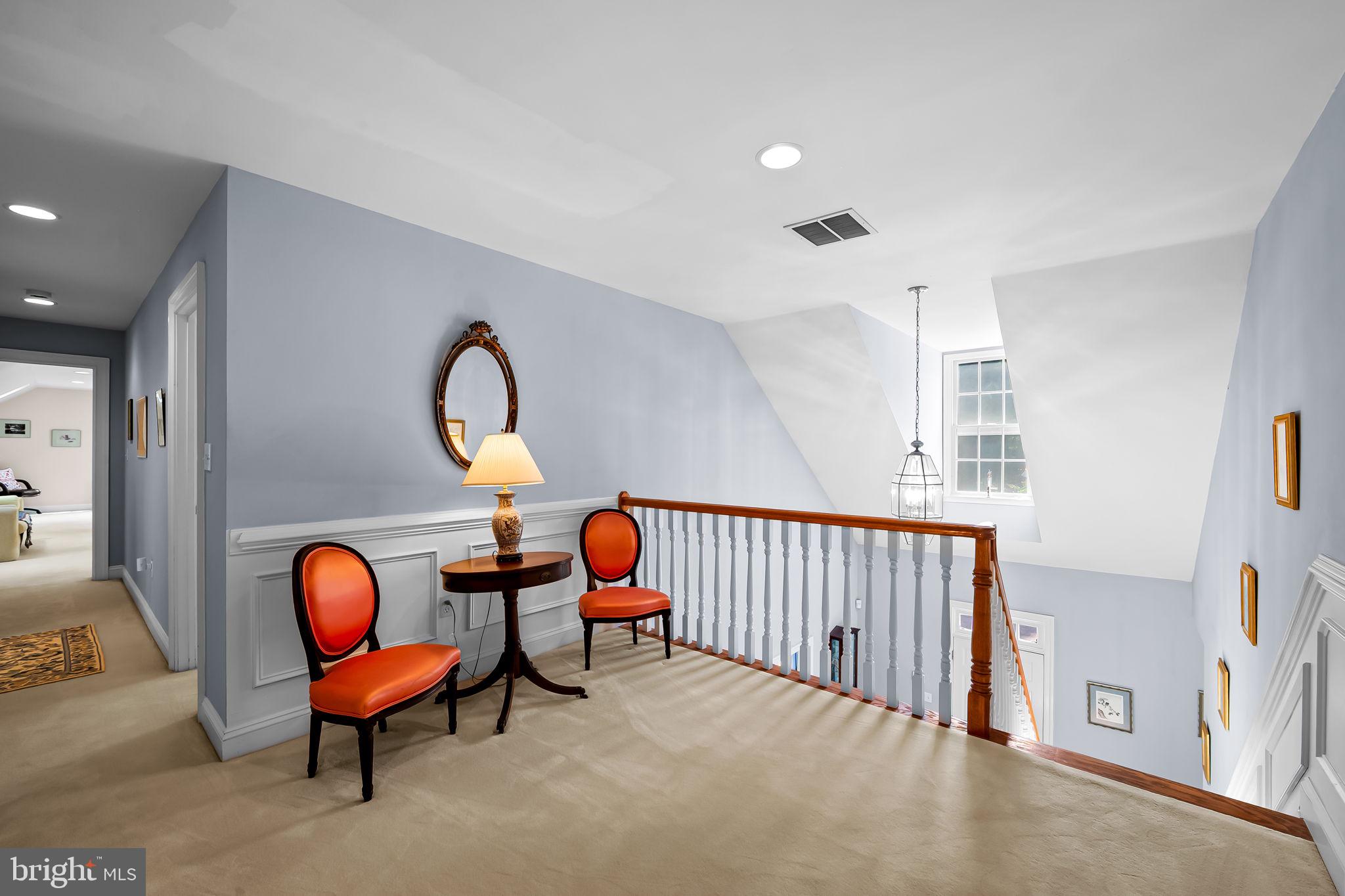 DEMBEIGH HILL - Residential