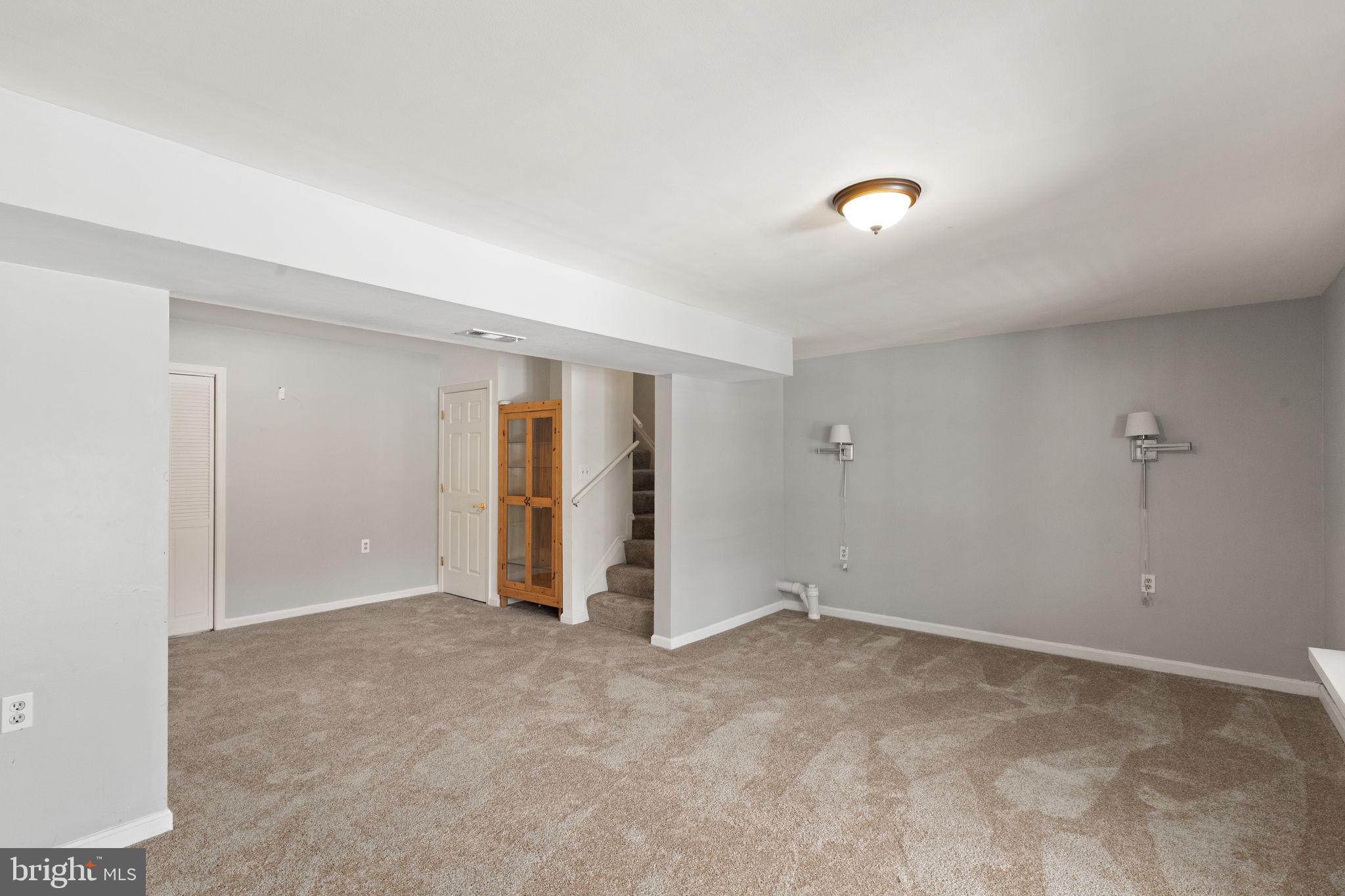 DURHAM MANOR - Residential