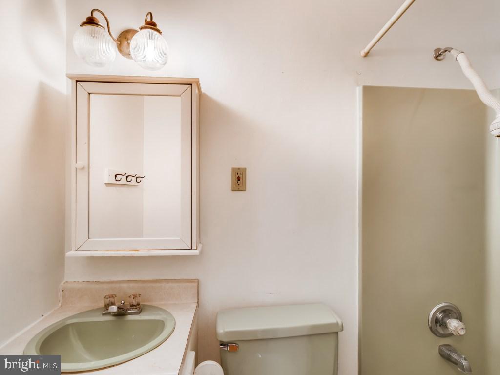 ARNOLDS - Residential