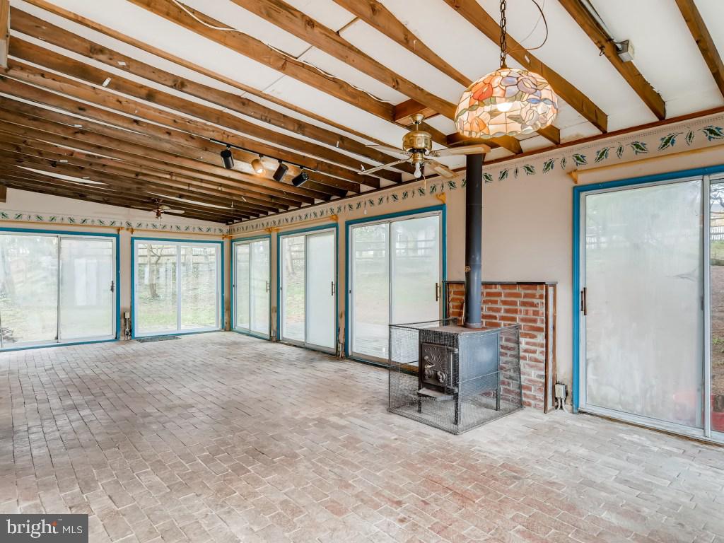 ARNOLDS - Residential