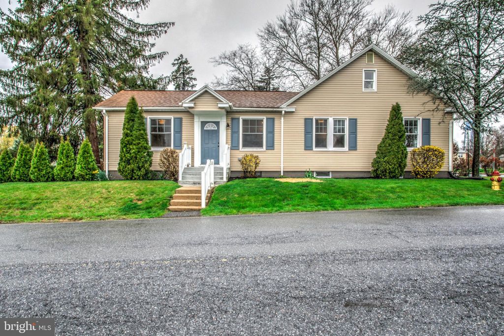 Photo of 2090 Broad Street, East Petersburg, PA 17520 (MLS # PALA2048968)