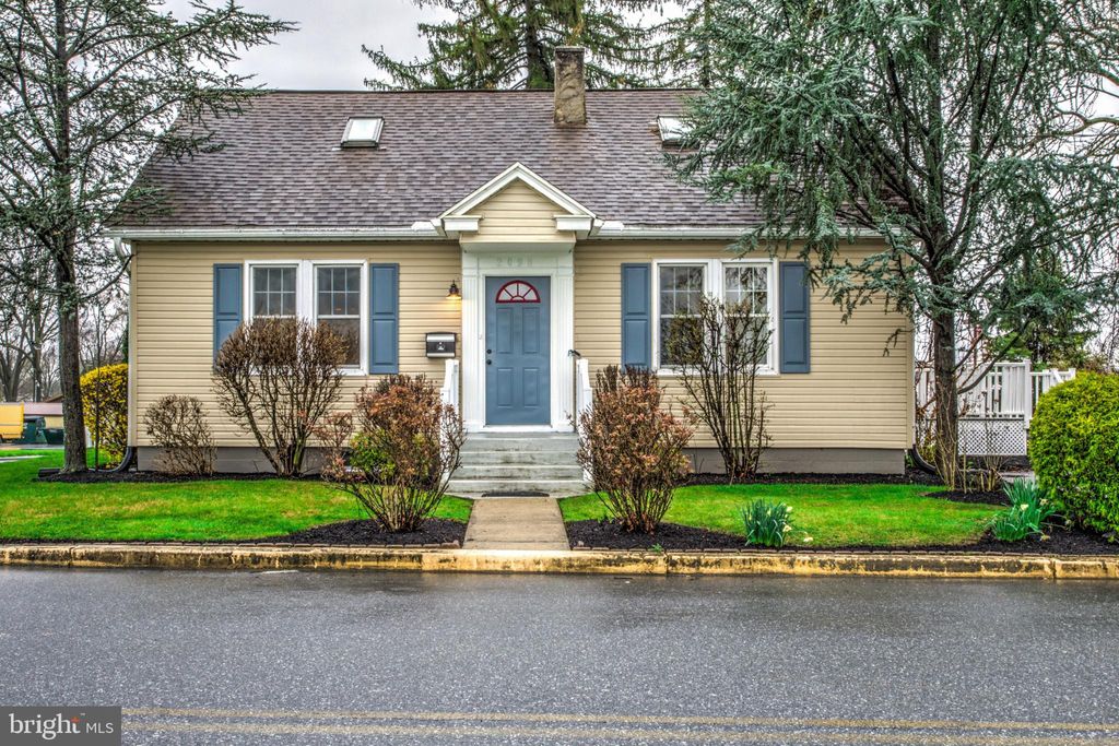 Photo of 2090 Broad Street, East Petersburg, PA 17520 (MLS # PALA2048968)