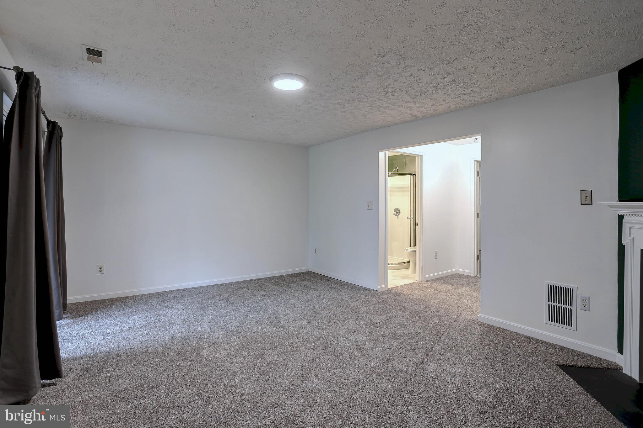 ASPEN PARK - Residential Lease