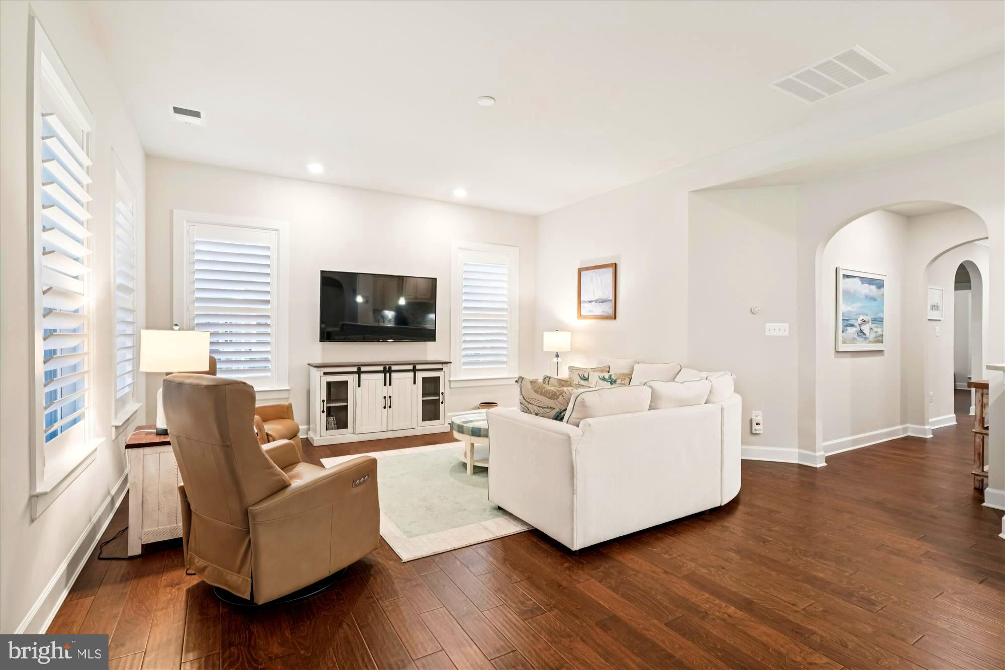 RESERVES - Residential