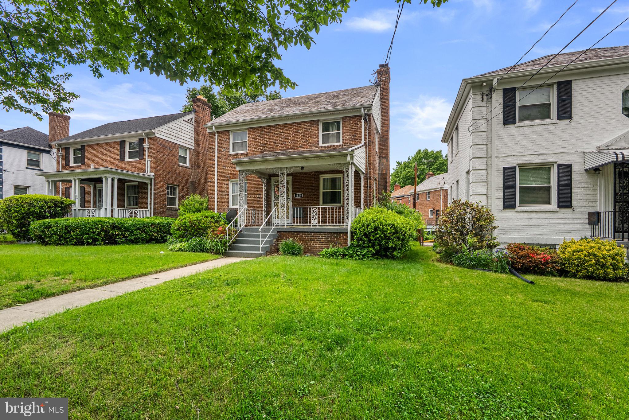 1828 MICHIGAN AVENUE NE