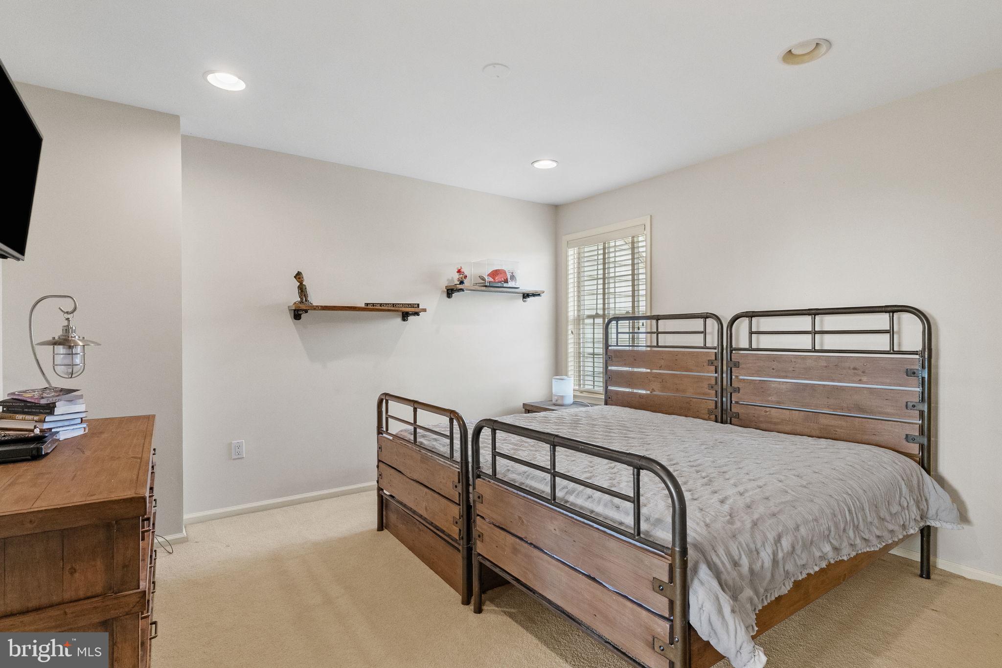 LEDERACH CROSSING - Residential