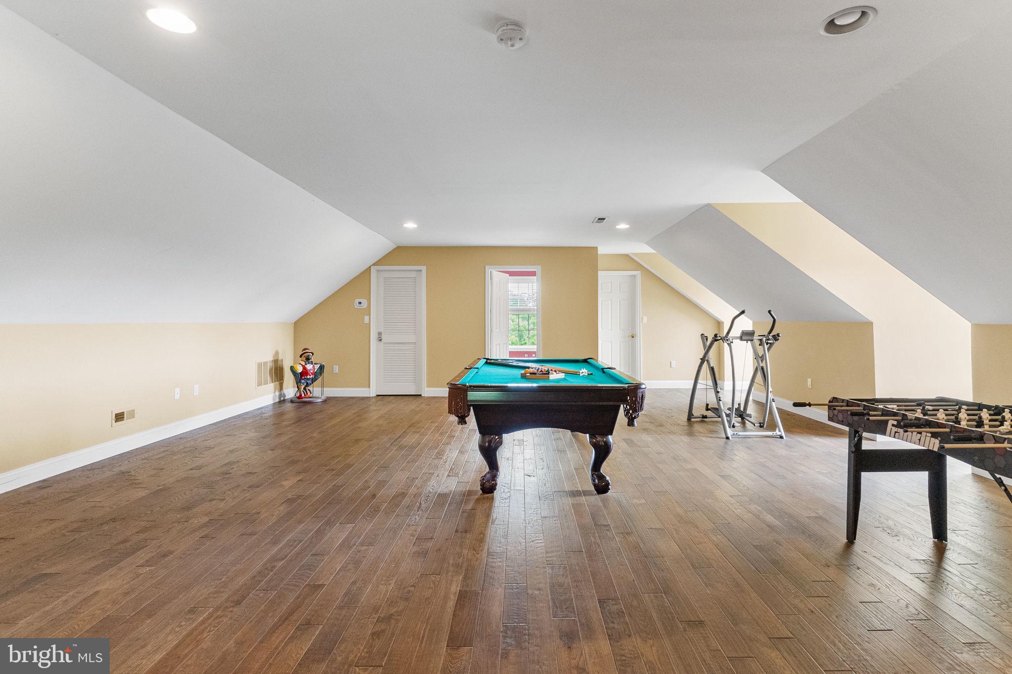 LEDERACH CROSSING - Residential