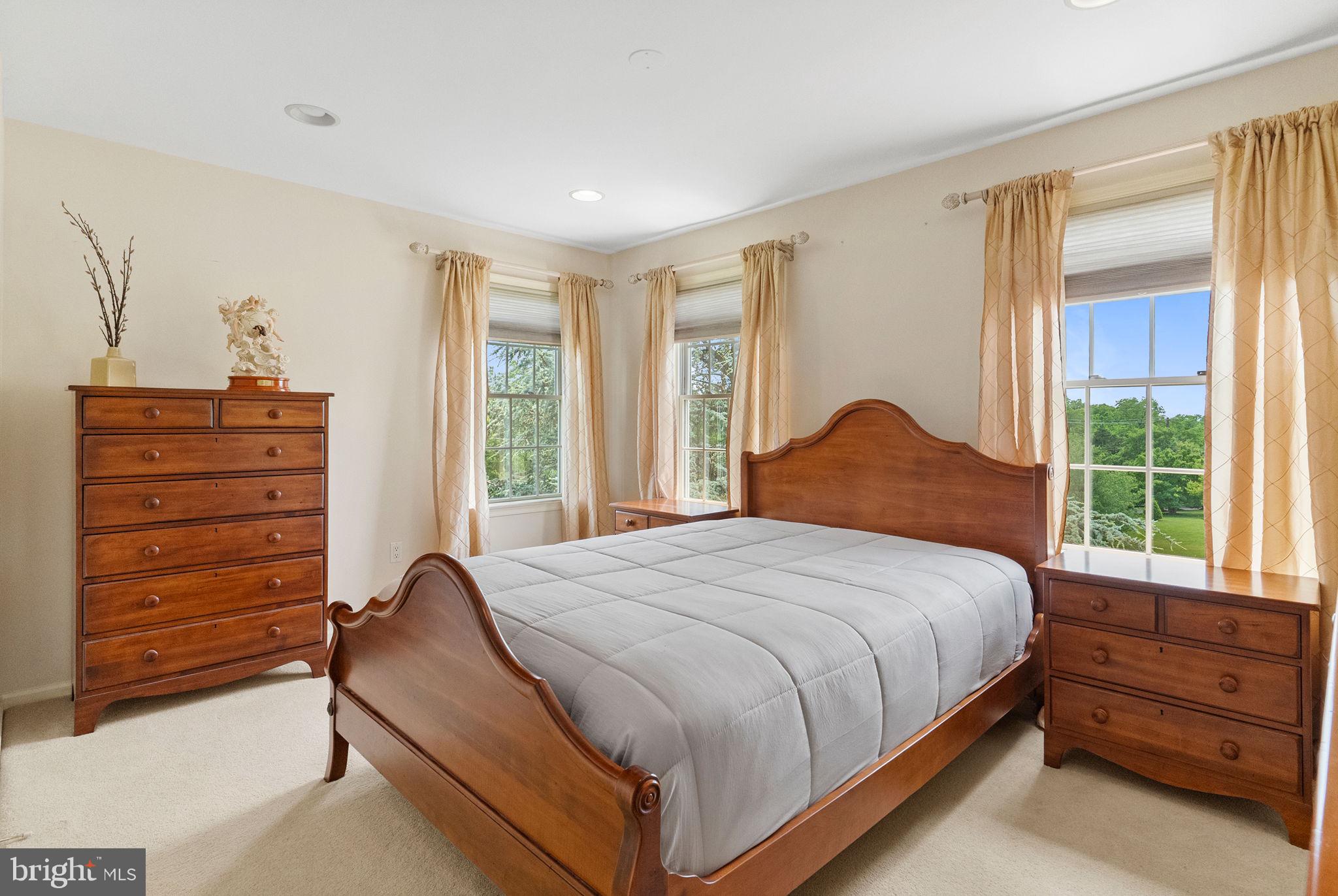 LEDERACH CROSSING - Residential