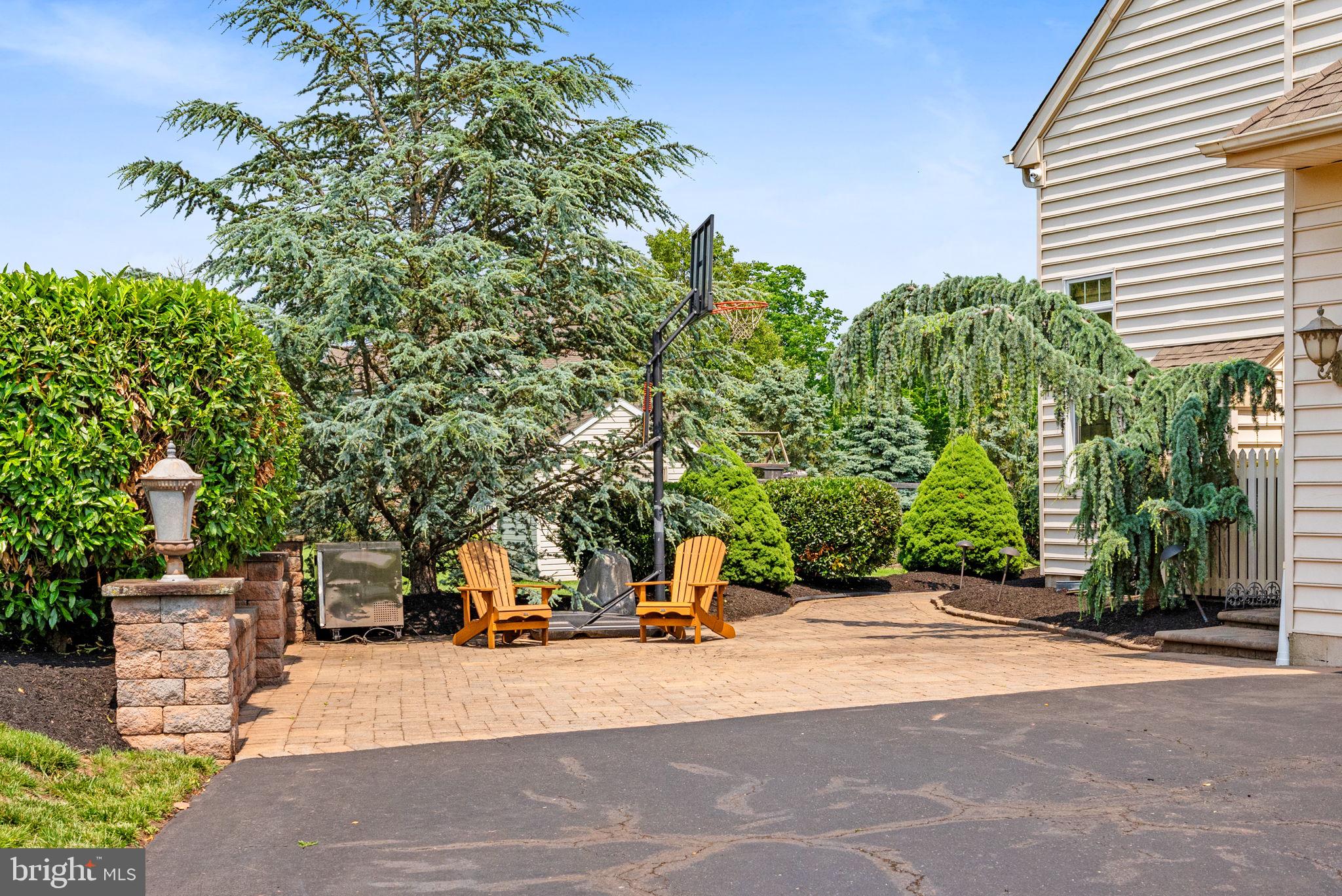 LEDERACH CROSSING - Residential