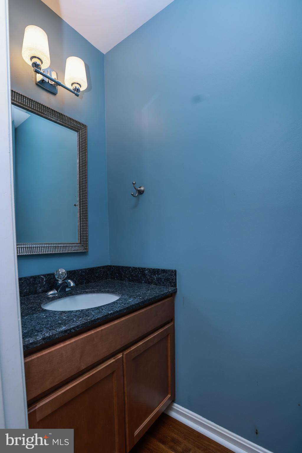 TOLL HOUSE - Residential Lease