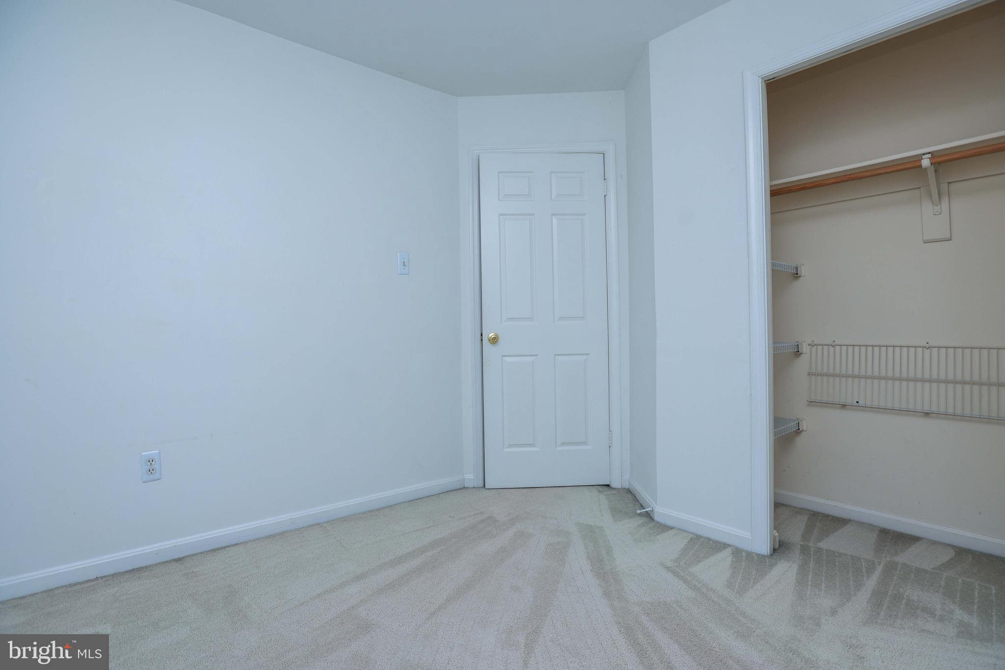 TOLL HOUSE - Residential Lease