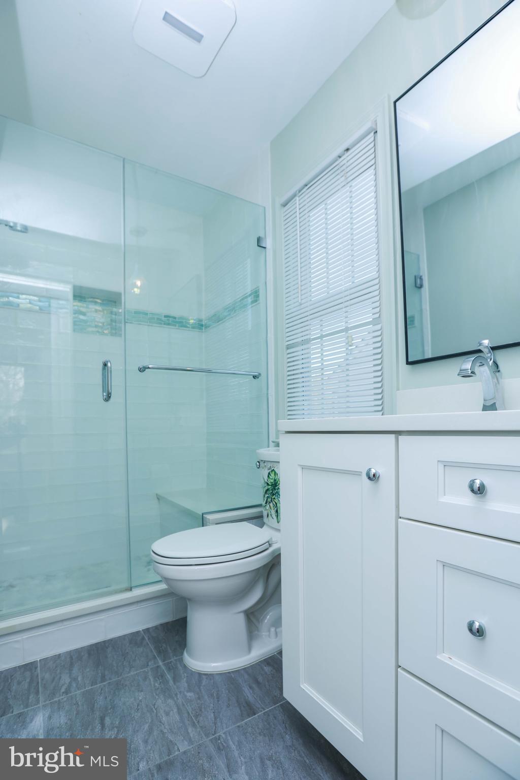 TOLL HOUSE - Residential Lease