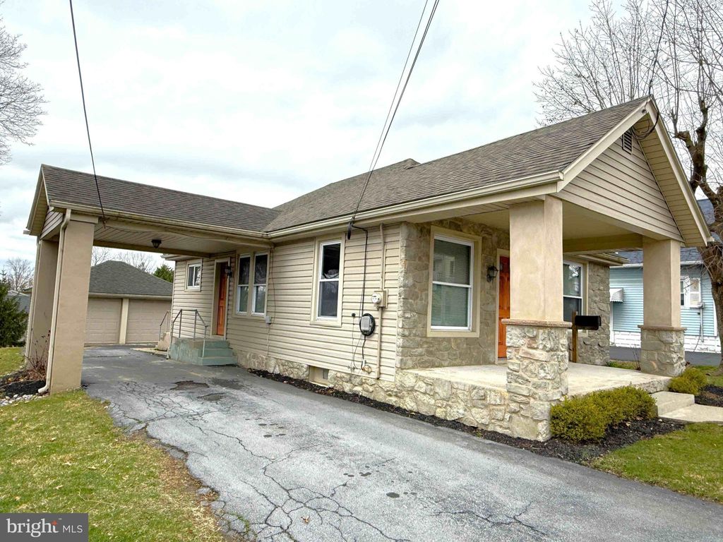 Photo of 1140 Main Street, AKRON, PA 17501 (MLS # PALA2066522)