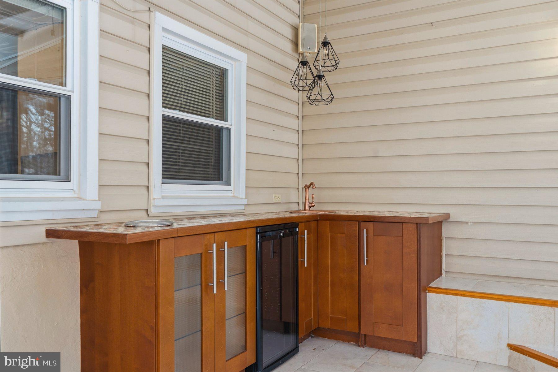 DULANEY VILLAGE - Residential