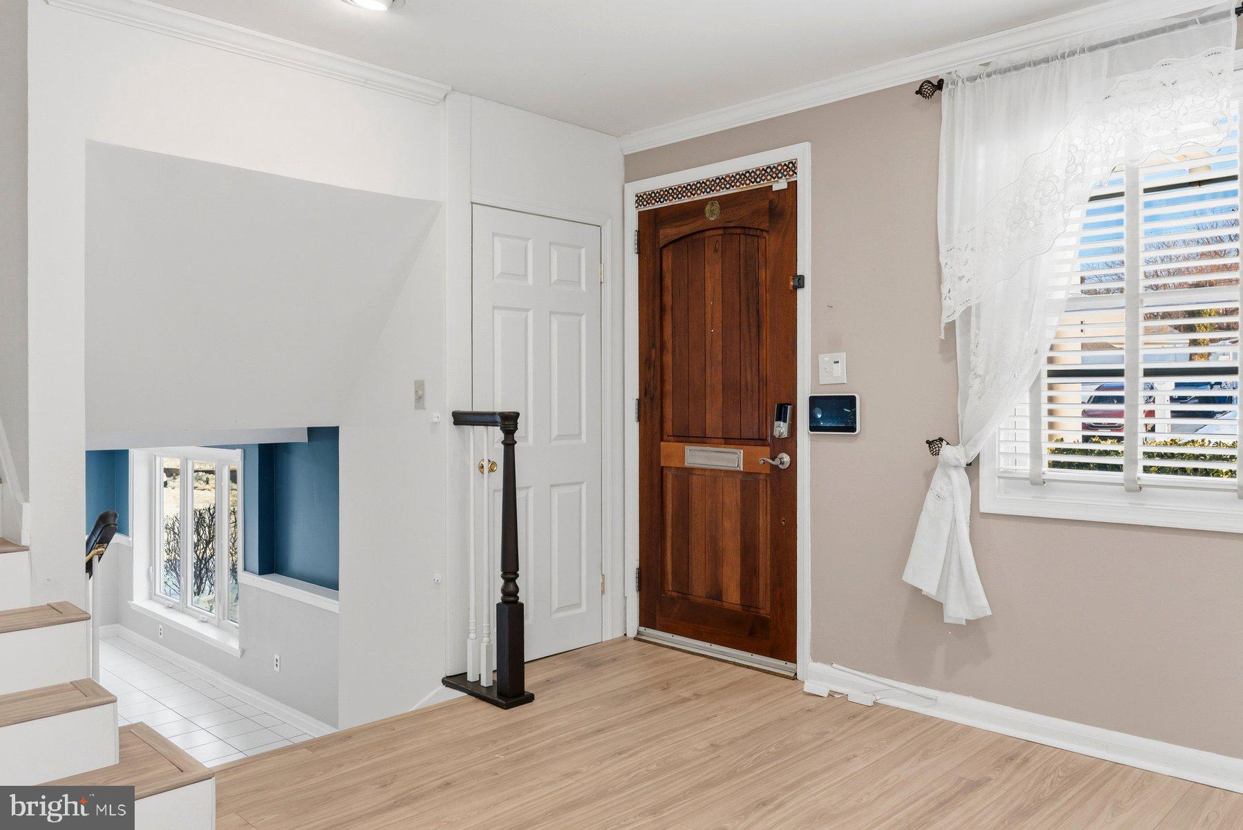 DULANEY VILLAGE - Residential