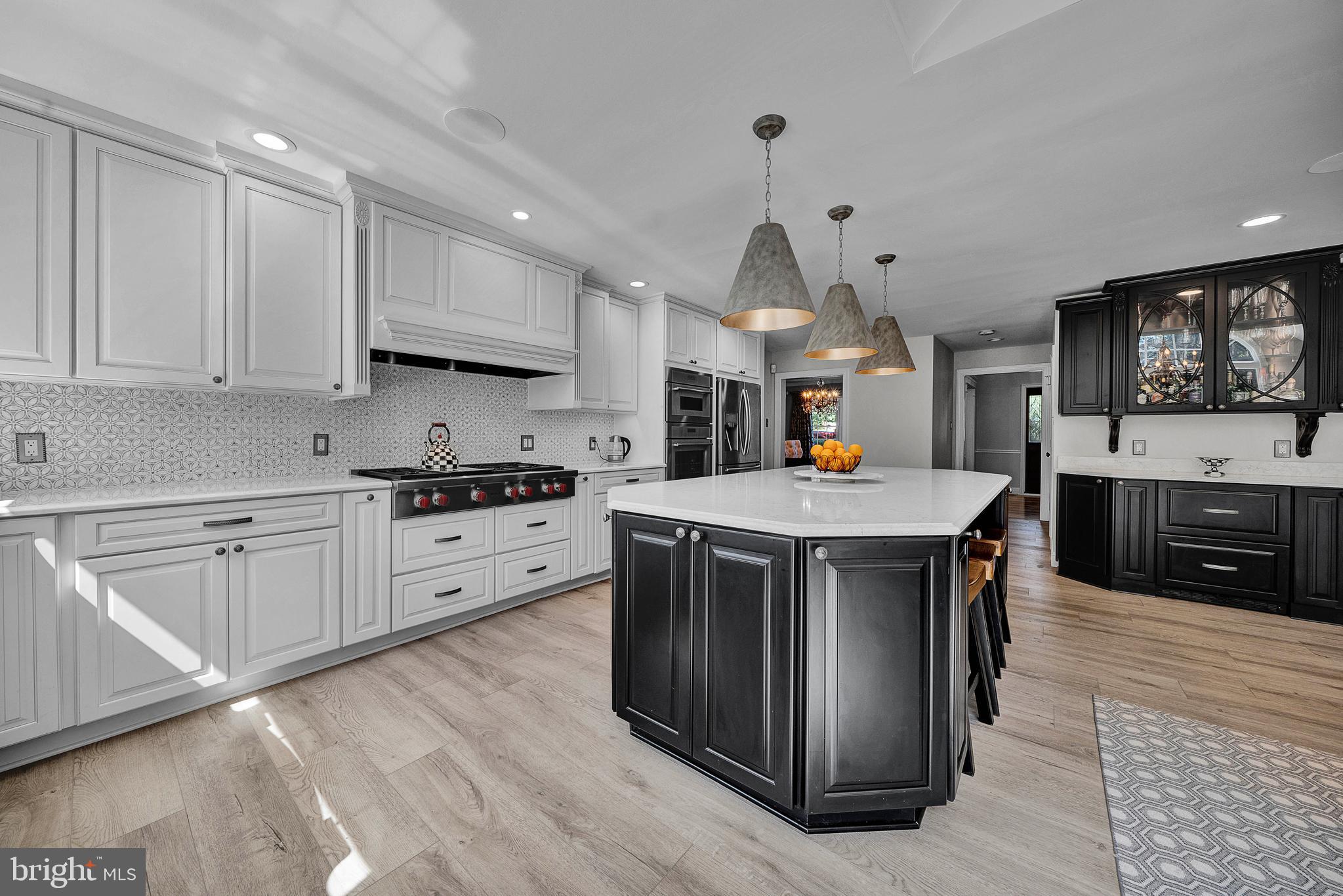 GWYNEDD KNOLL - Residential