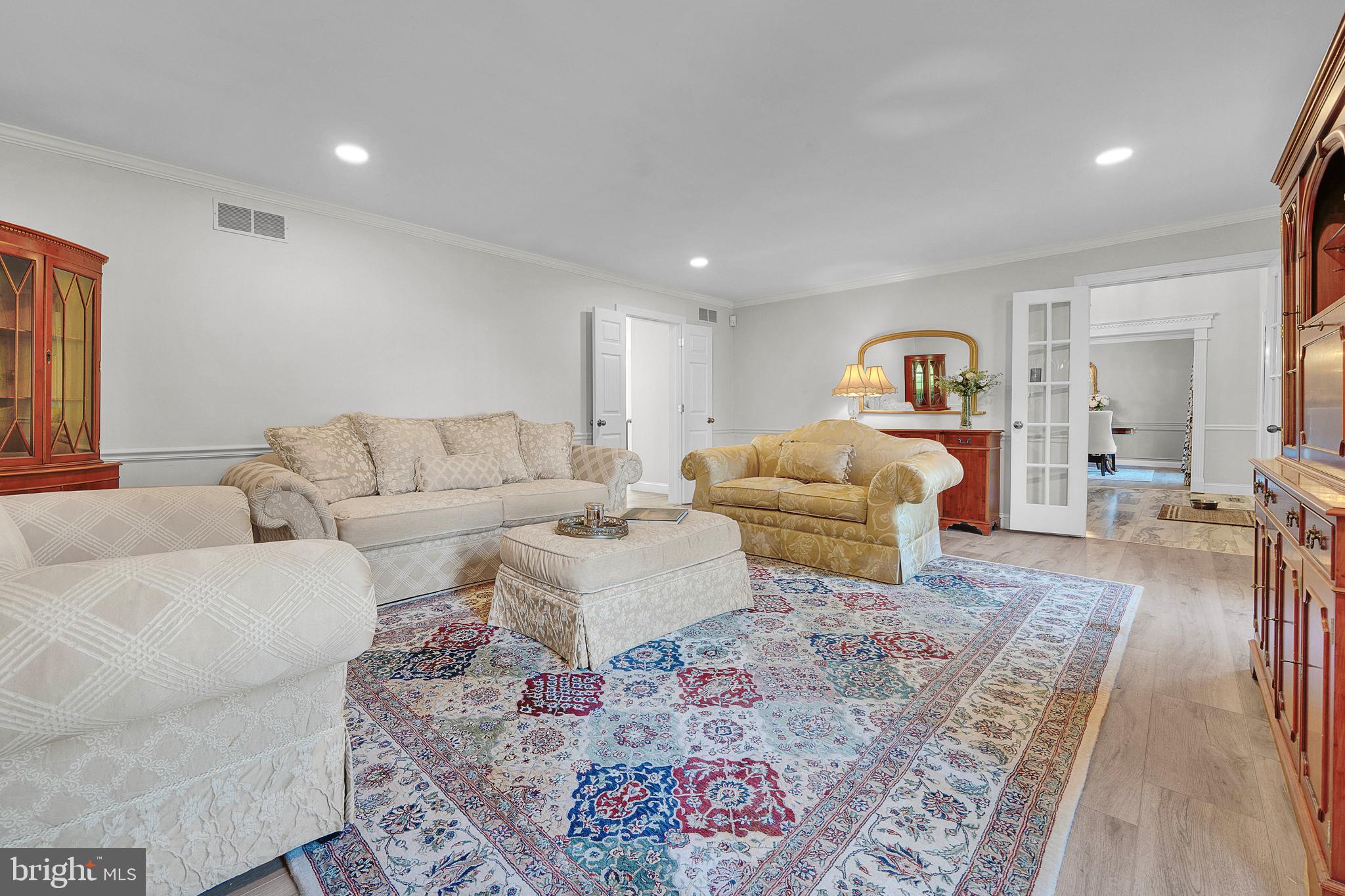 GWYNEDD KNOLL - Residential