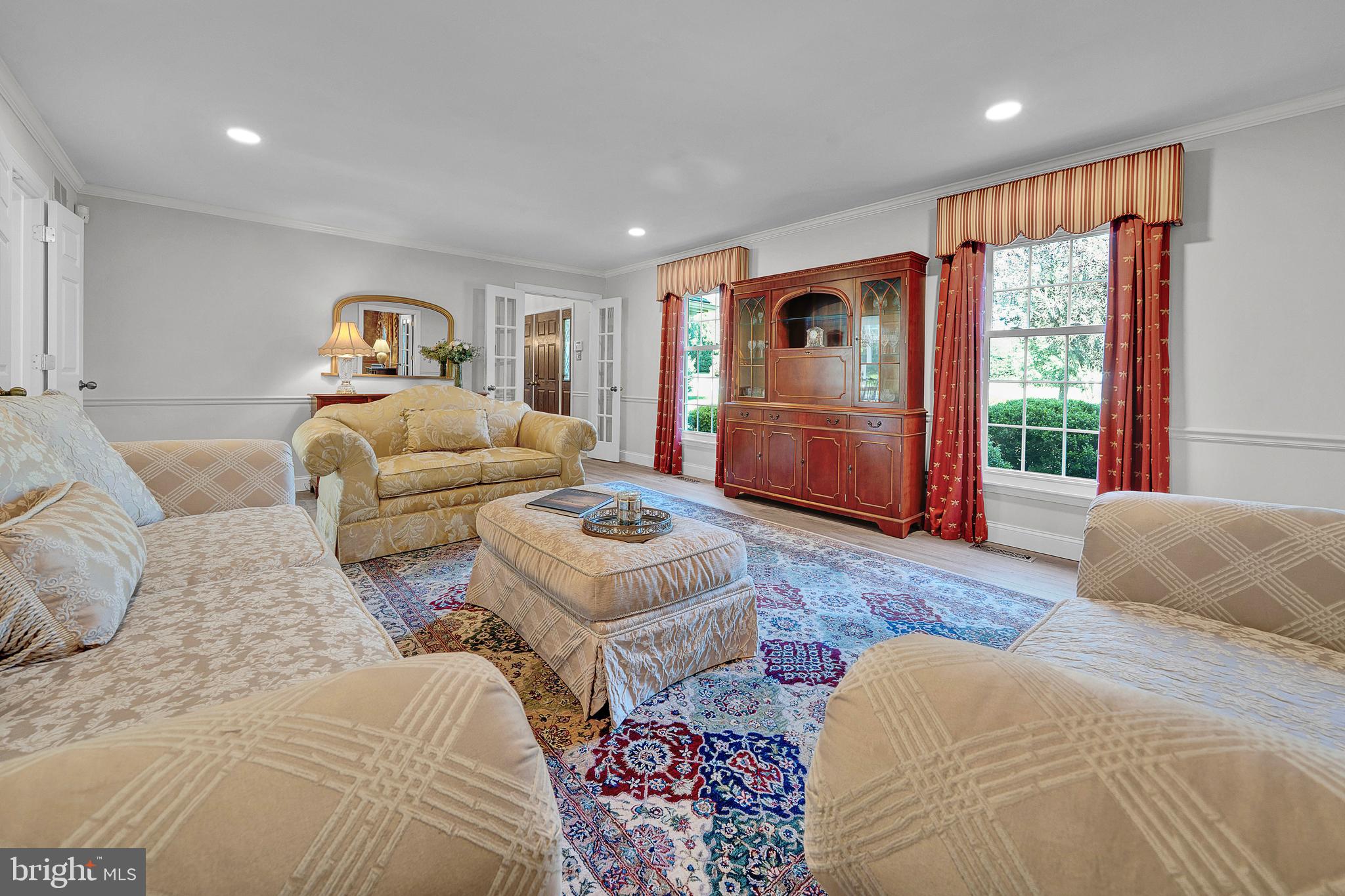 GWYNEDD KNOLL - Residential