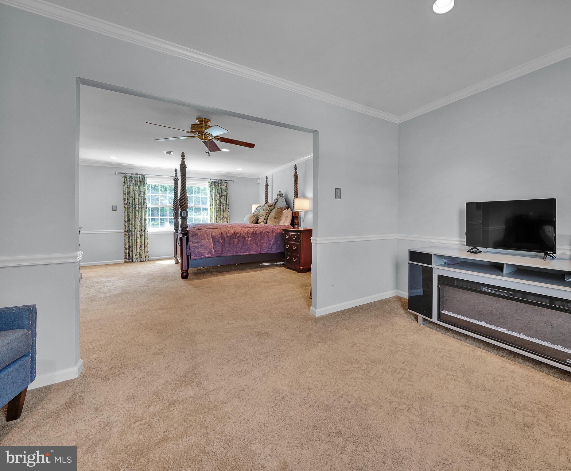 GWYNEDD KNOLL - Residential