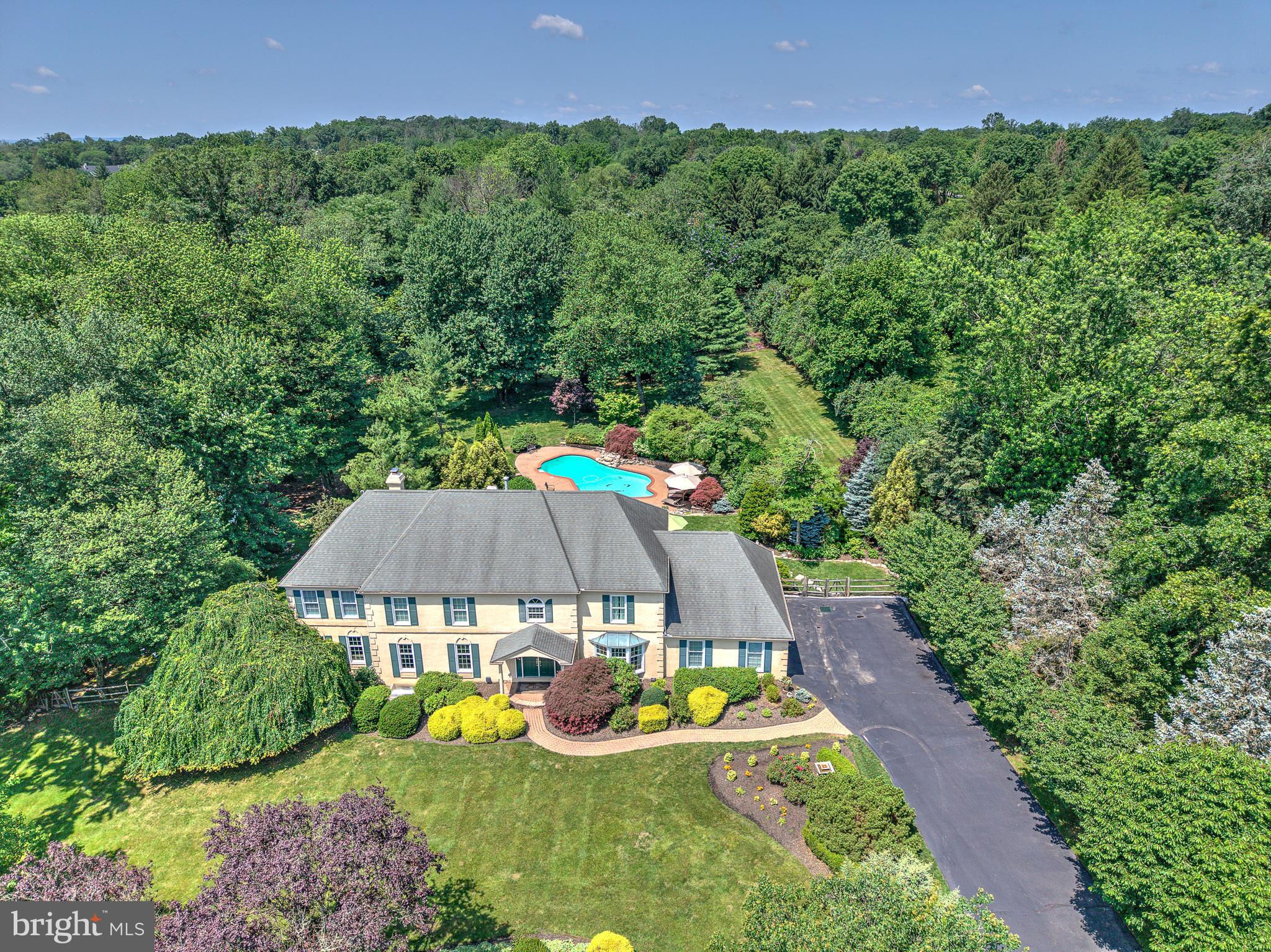 GWYNEDD KNOLL - Residential