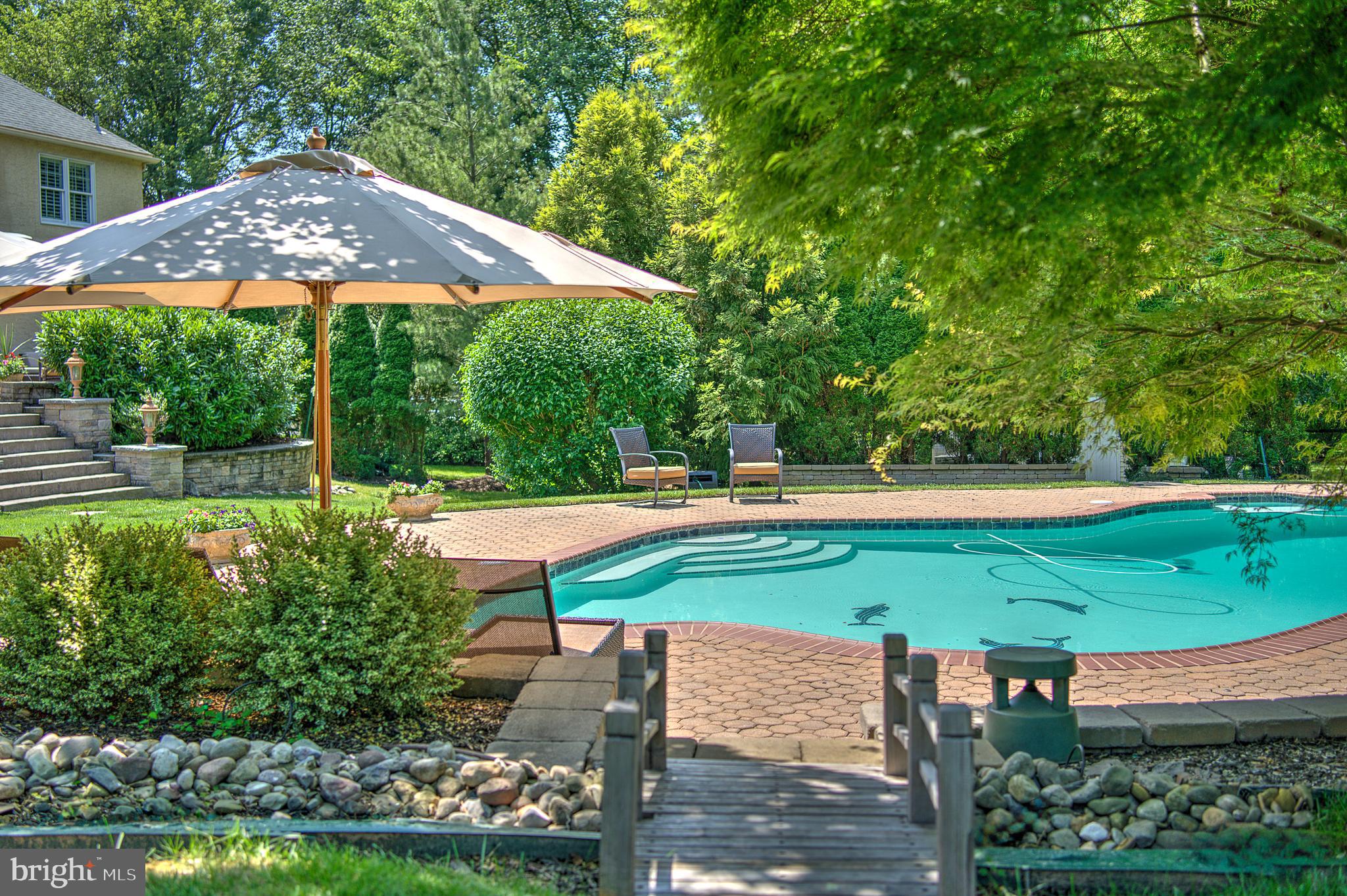 GWYNEDD KNOLL - Residential