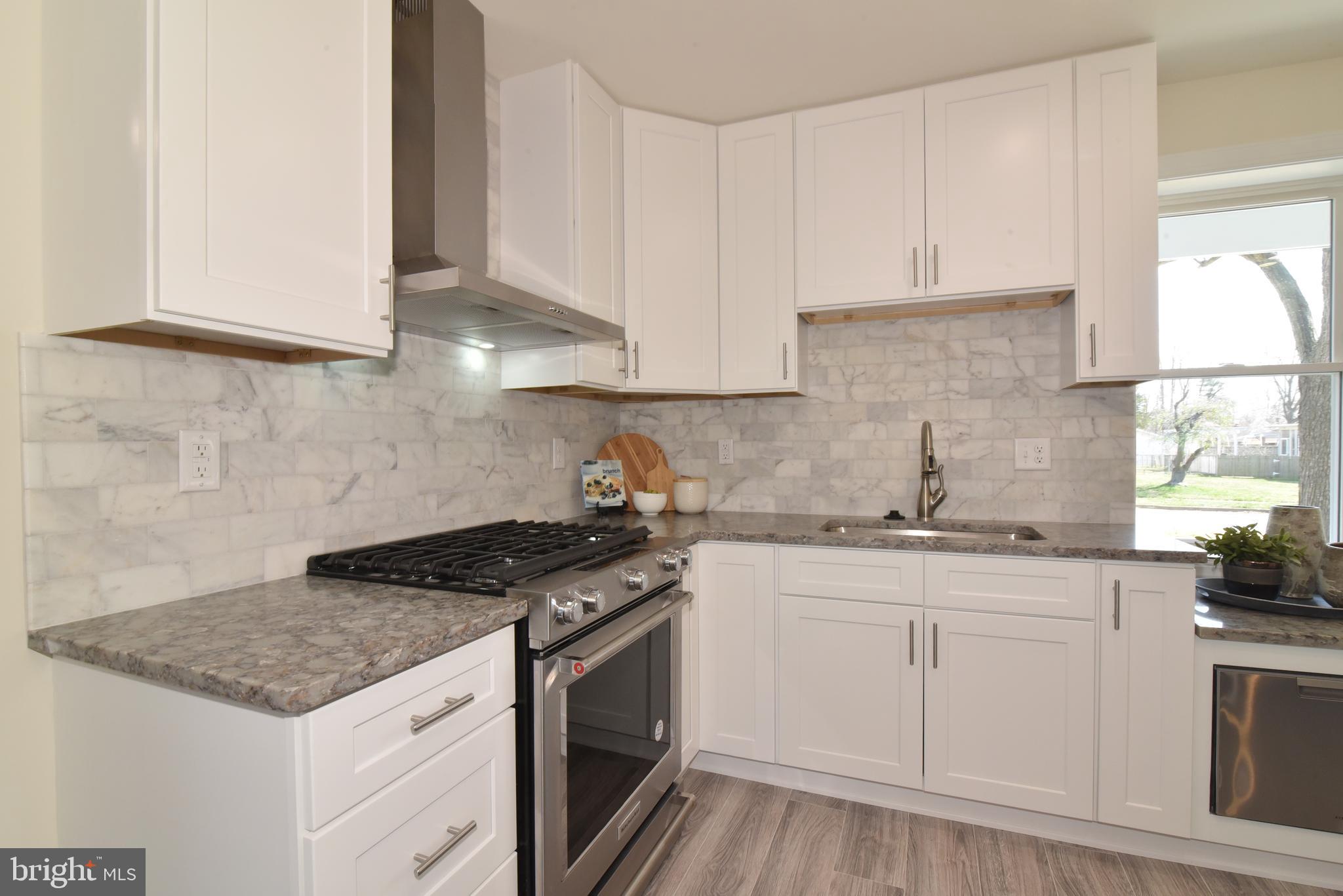 EDSALL PARK - Residential