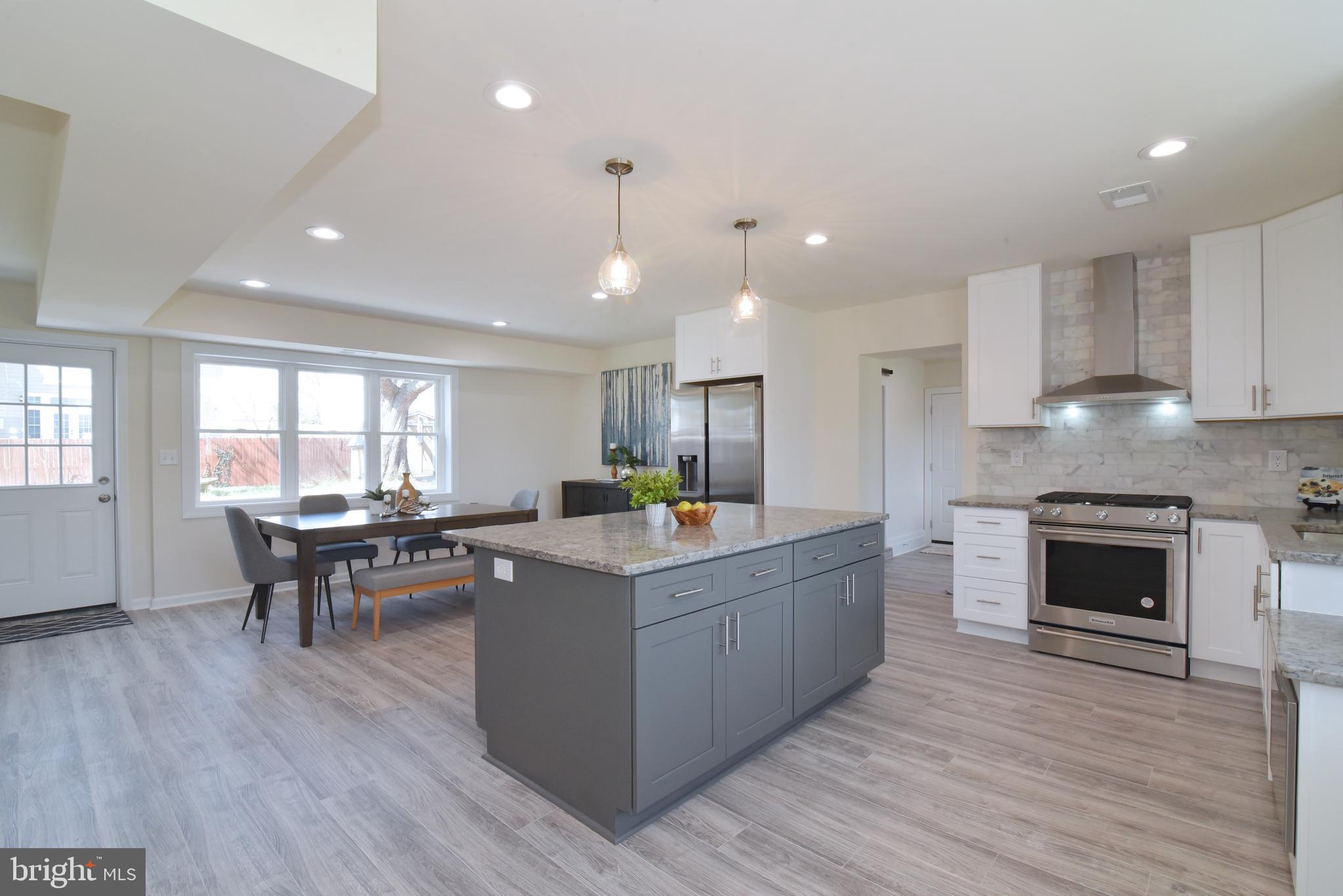 EDSALL PARK - Residential