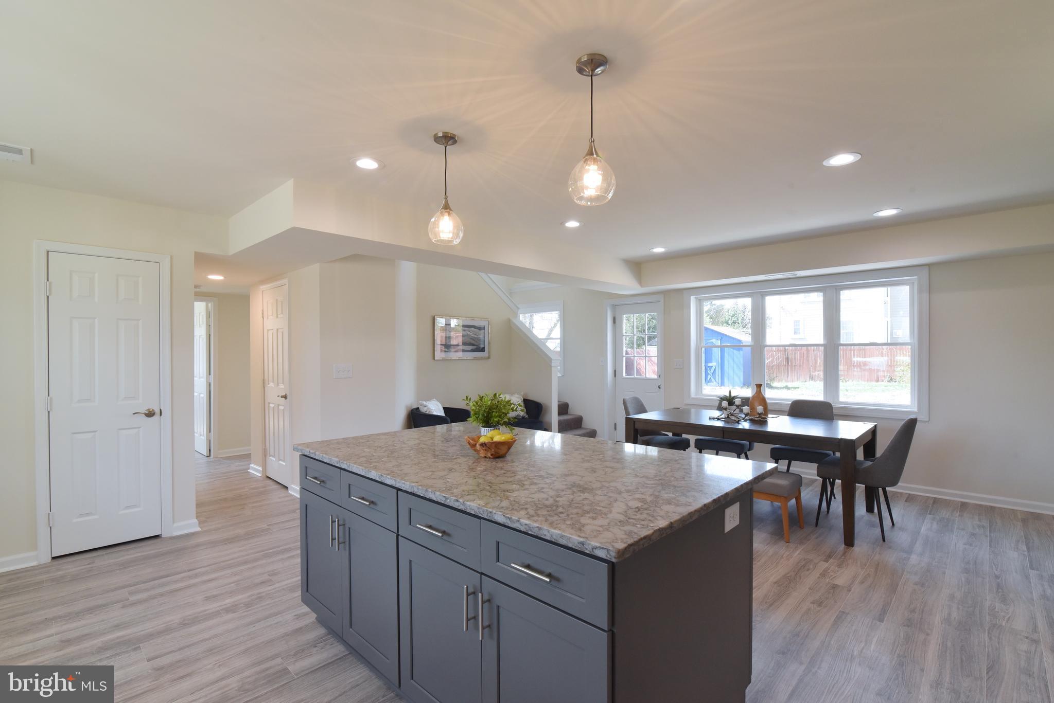 EDSALL PARK - Residential